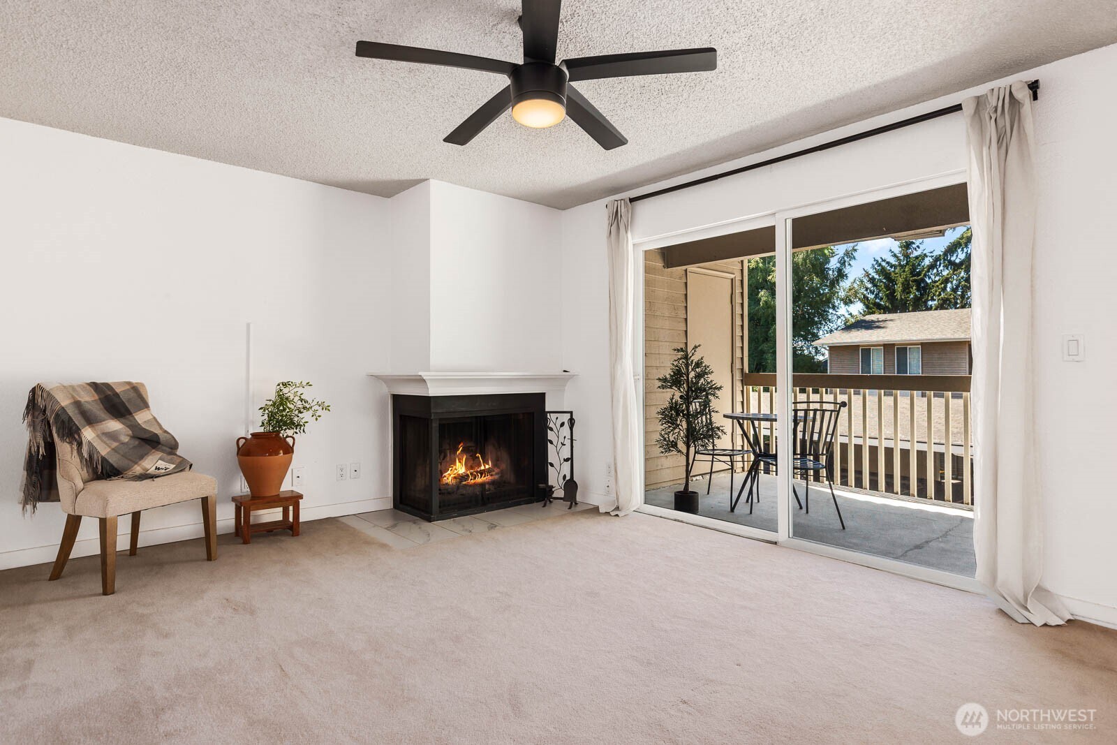 725 9th Avenue 201 Property Photo 8