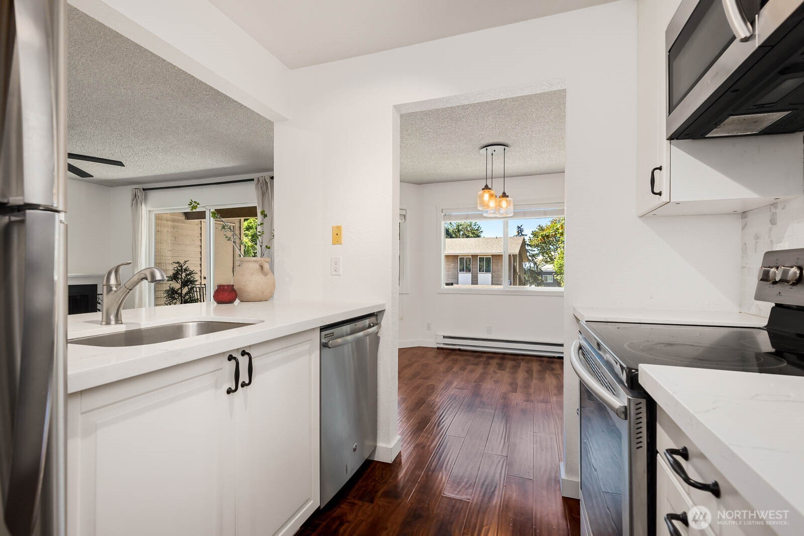 725 9th Avenue 201 Property Photo 16