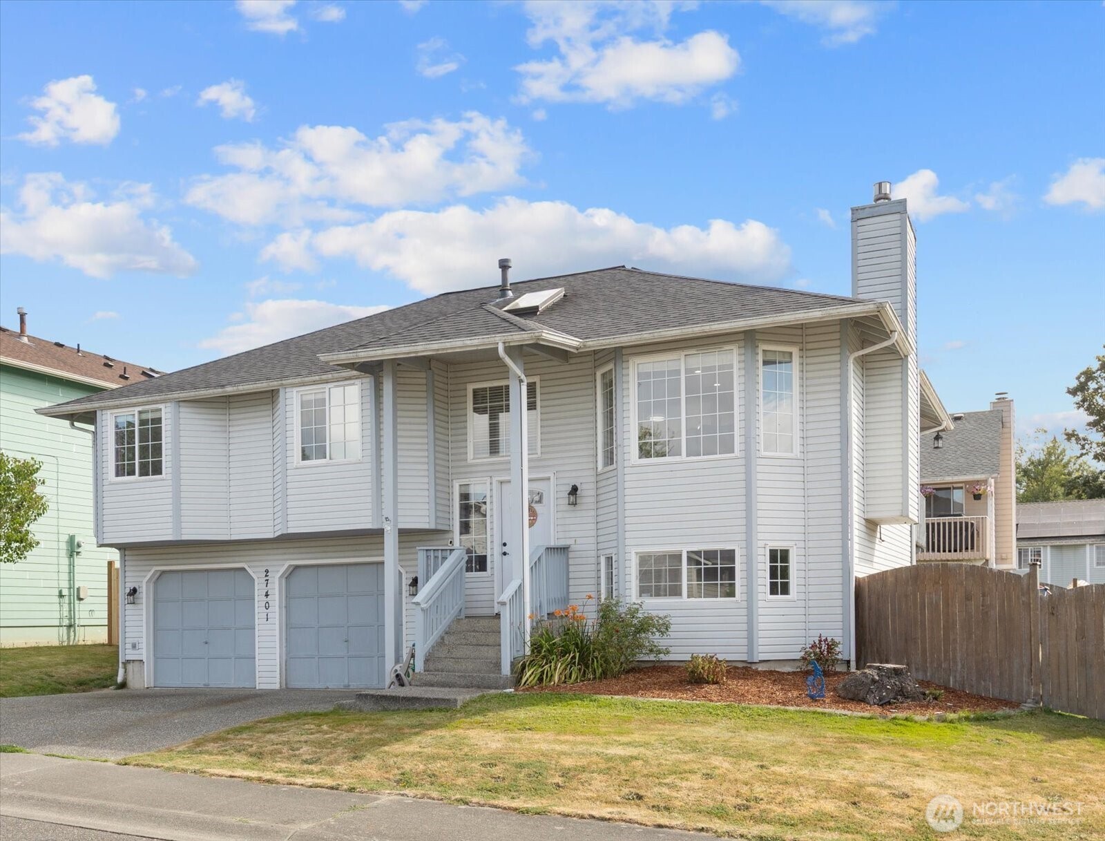 27401 Church Creek Loop Property Photo 2