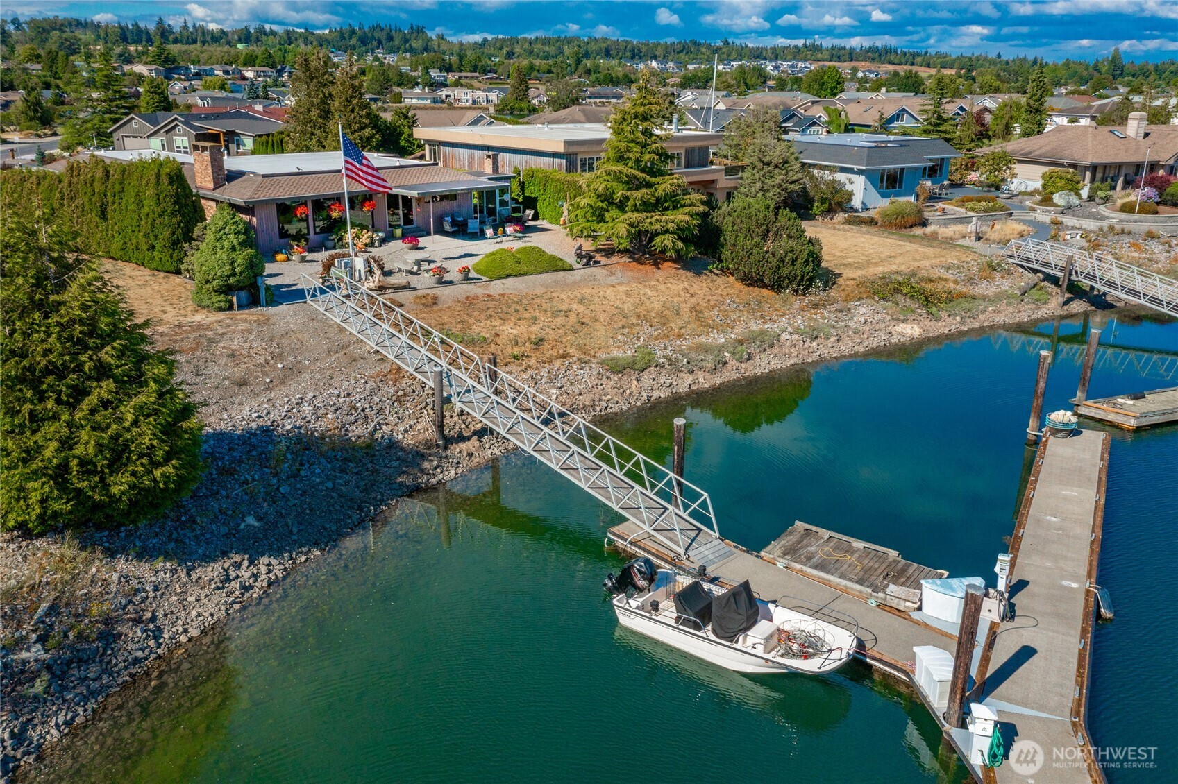 5575 Coquitlam Drive Property Photo 17