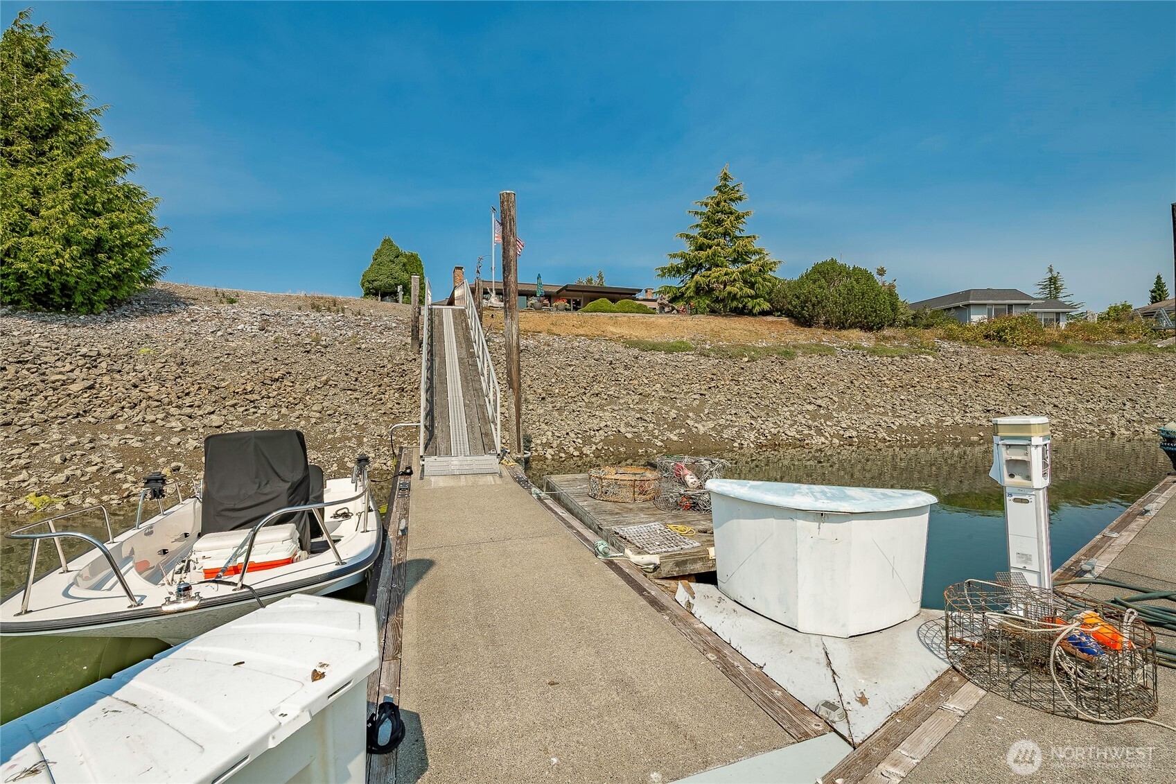 5575 Coquitlam Drive Property Photo 18