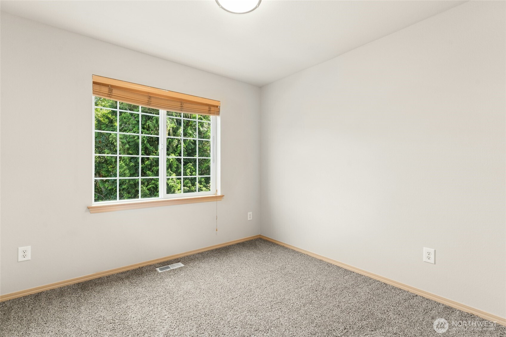 2421 192nd Place Property Photo 24