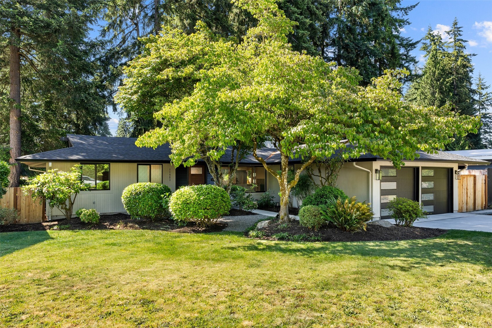 11903 Ne 142nd Place Property Photo 1