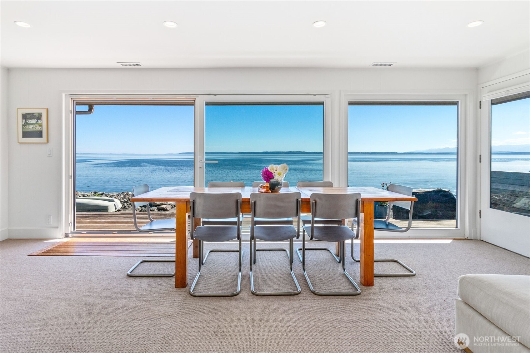 2556 Sunlight Beach Road Property Photo 6