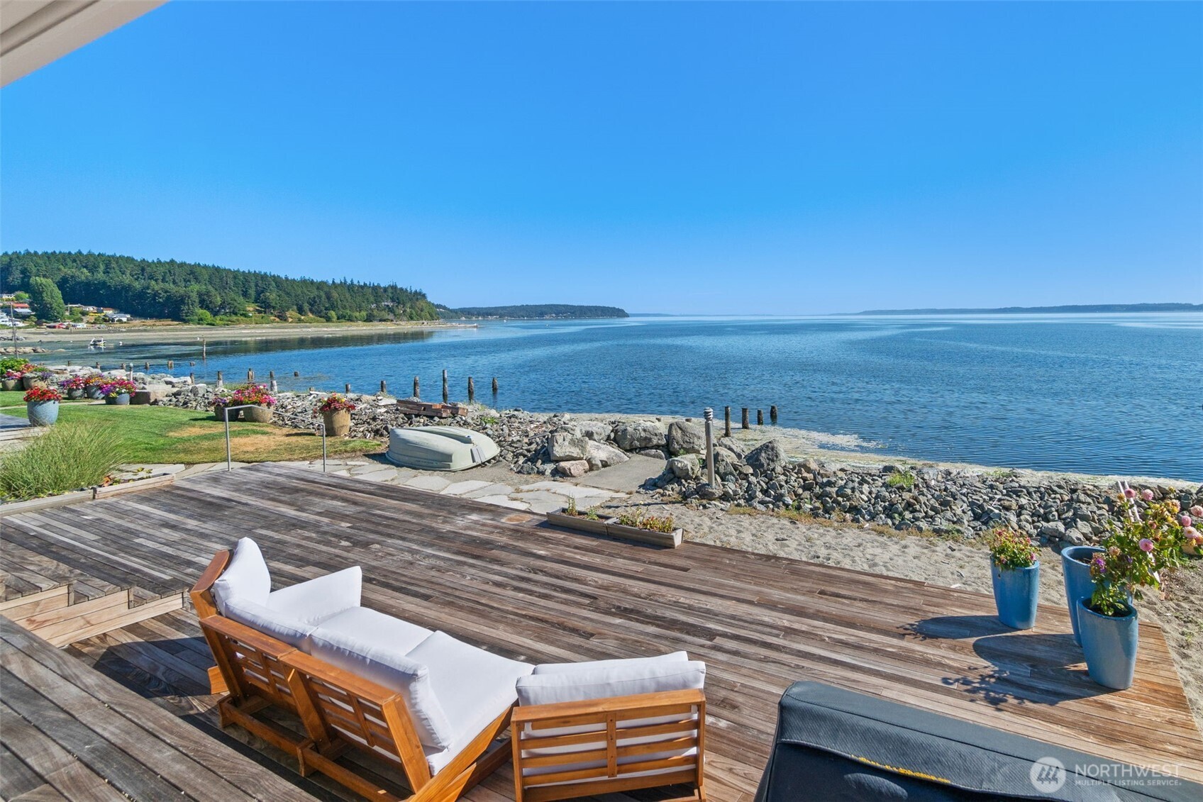 2556 Sunlight Beach Road Property Photo 21