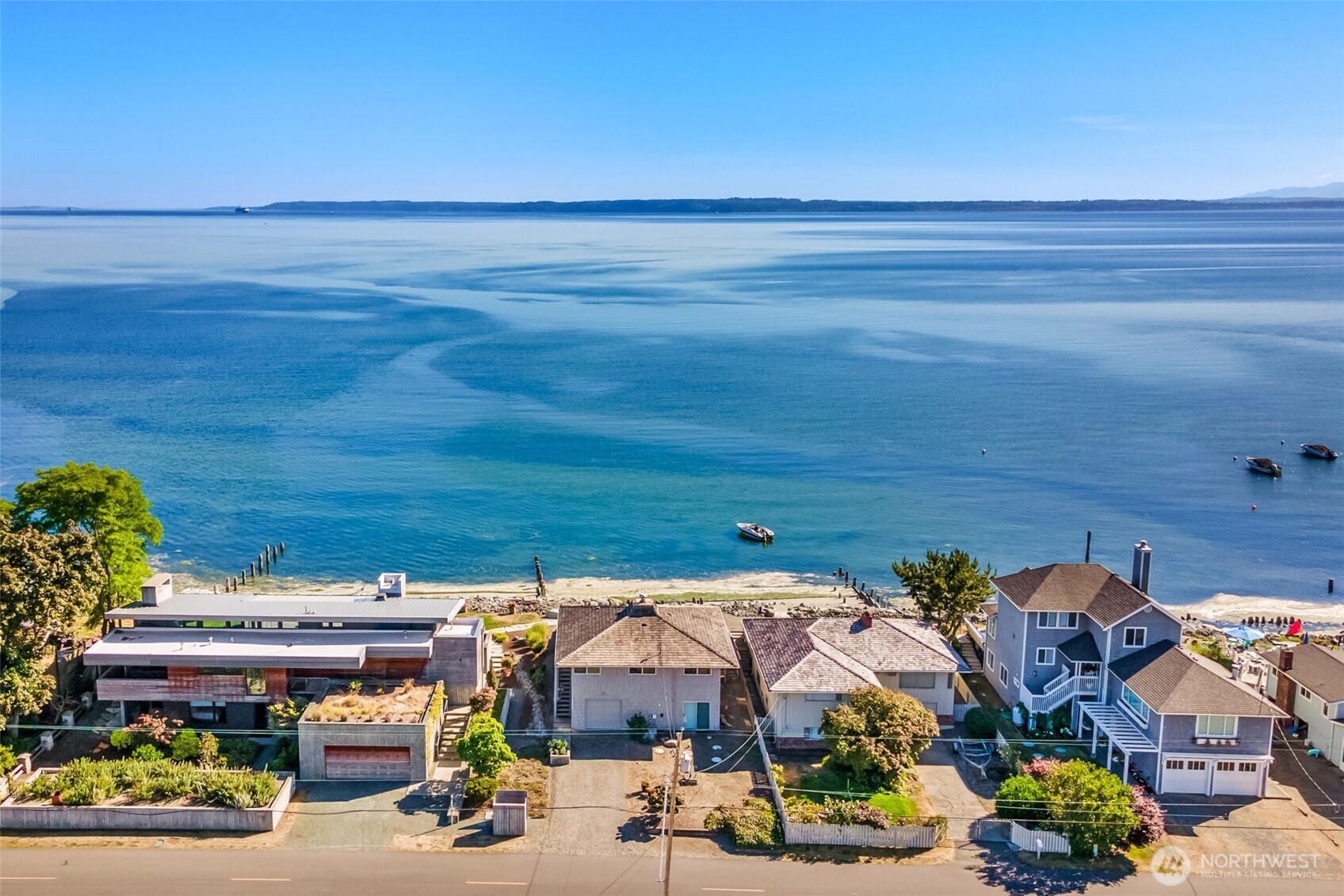2556 Sunlight Beach Road Property Photo 29