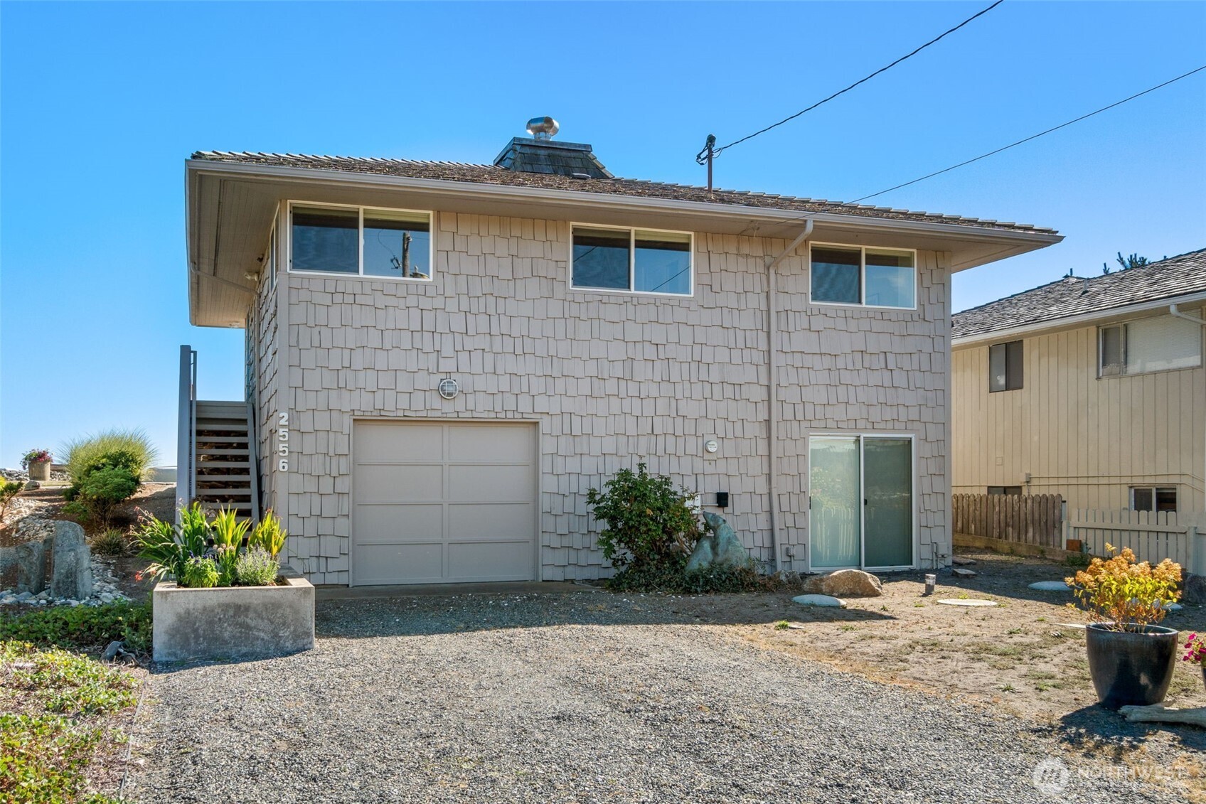 2556 Sunlight Beach Road Property Photo 33