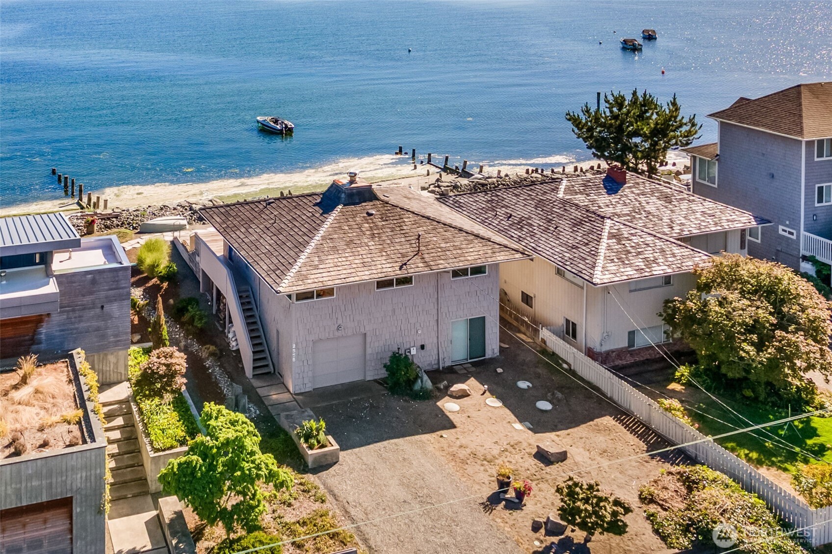 2556 Sunlight Beach Road Property Photo 35