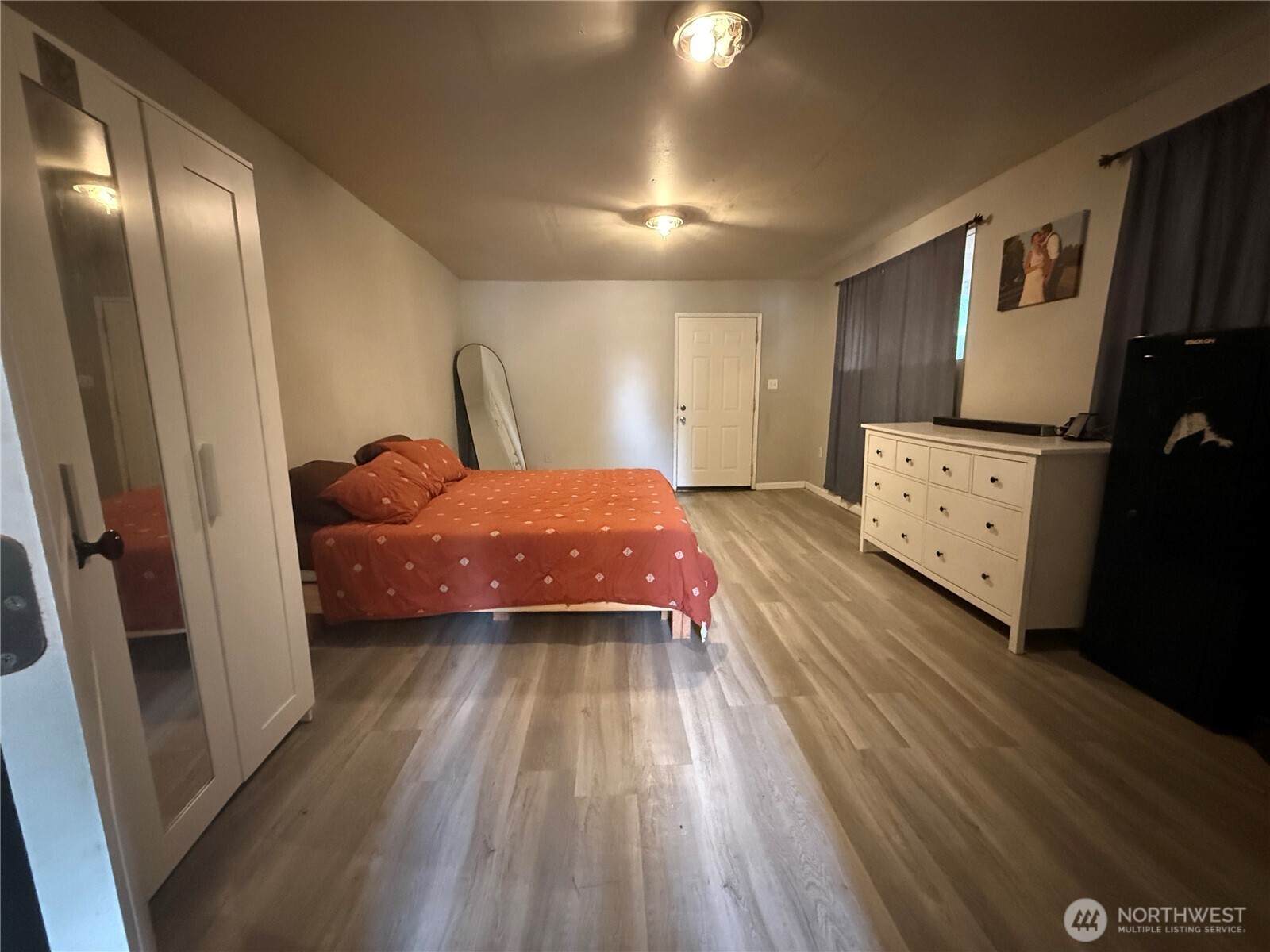 12360 Frances Street Property Photo 8