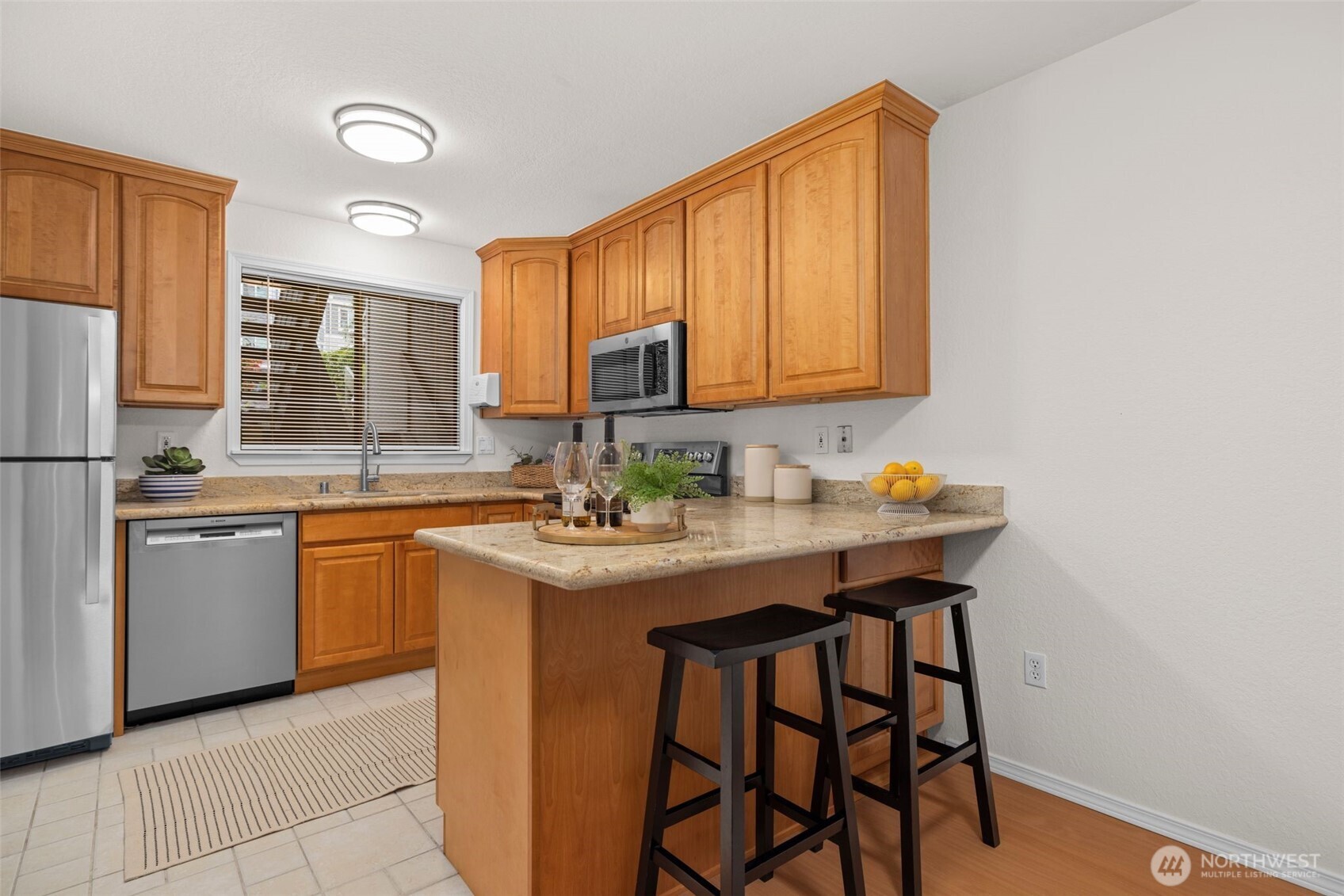4202 Factoria Blvd D2 Property Photo 12