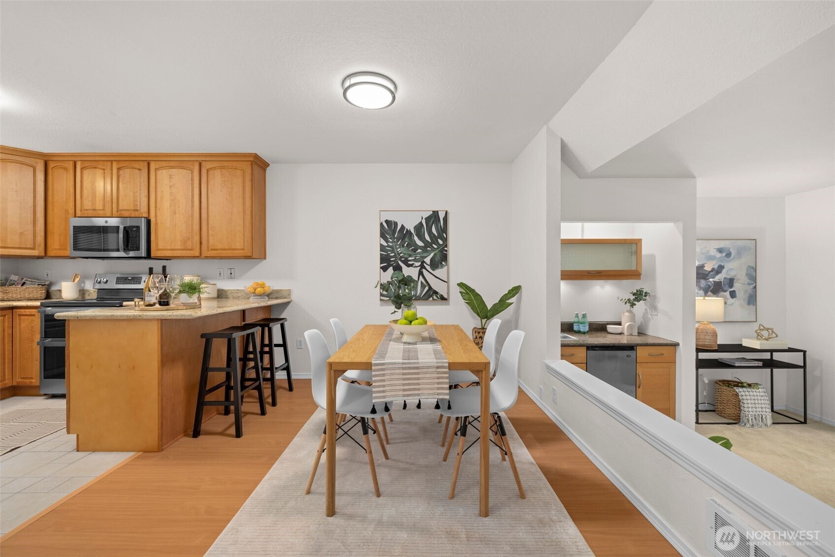4202 Factoria Blvd D2 Property Photo 13