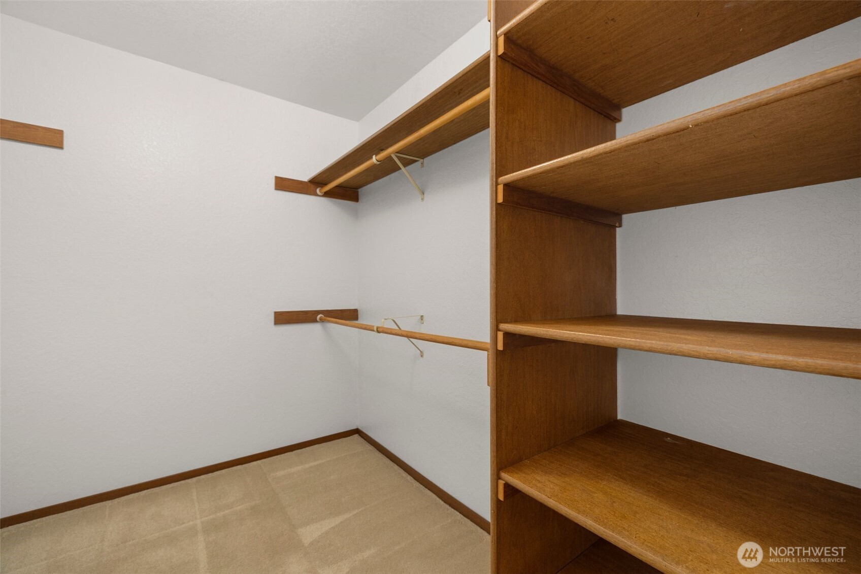 4202 Factoria Blvd D2 Property Photo 26