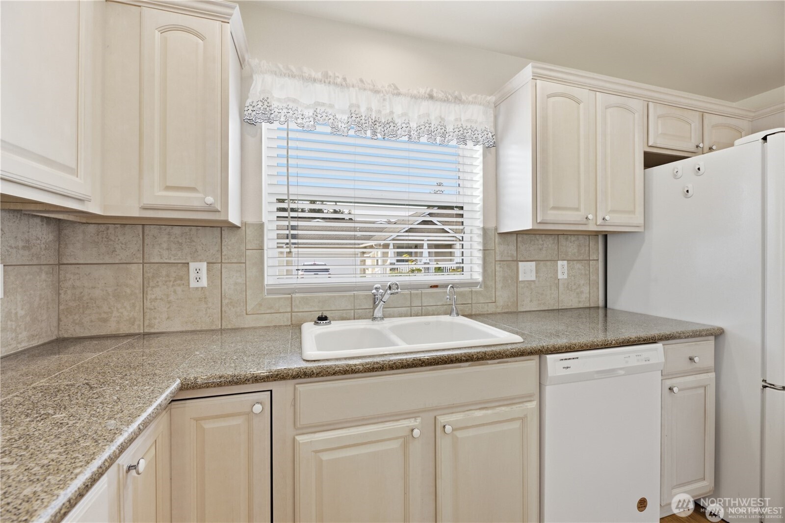 1550 Mountain View Drive C Property Photo 14
