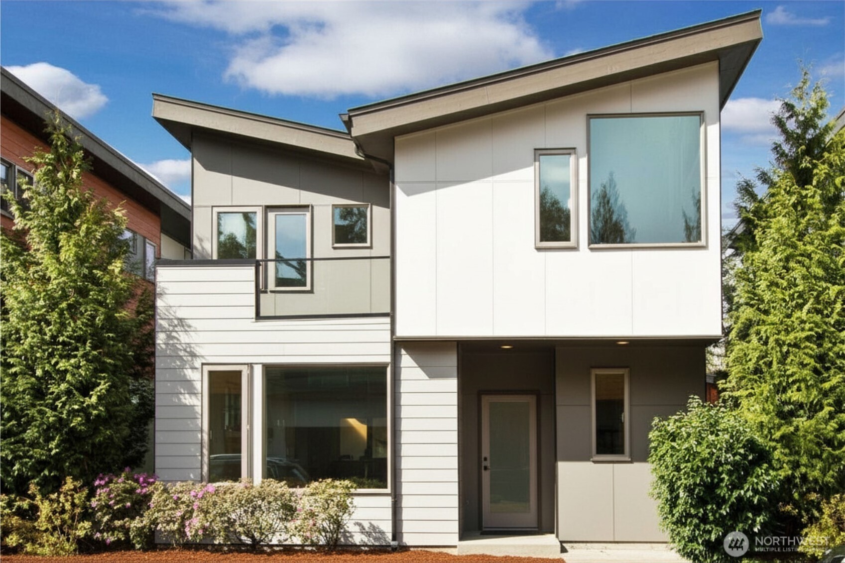 1471 14th Place Property Photo 1