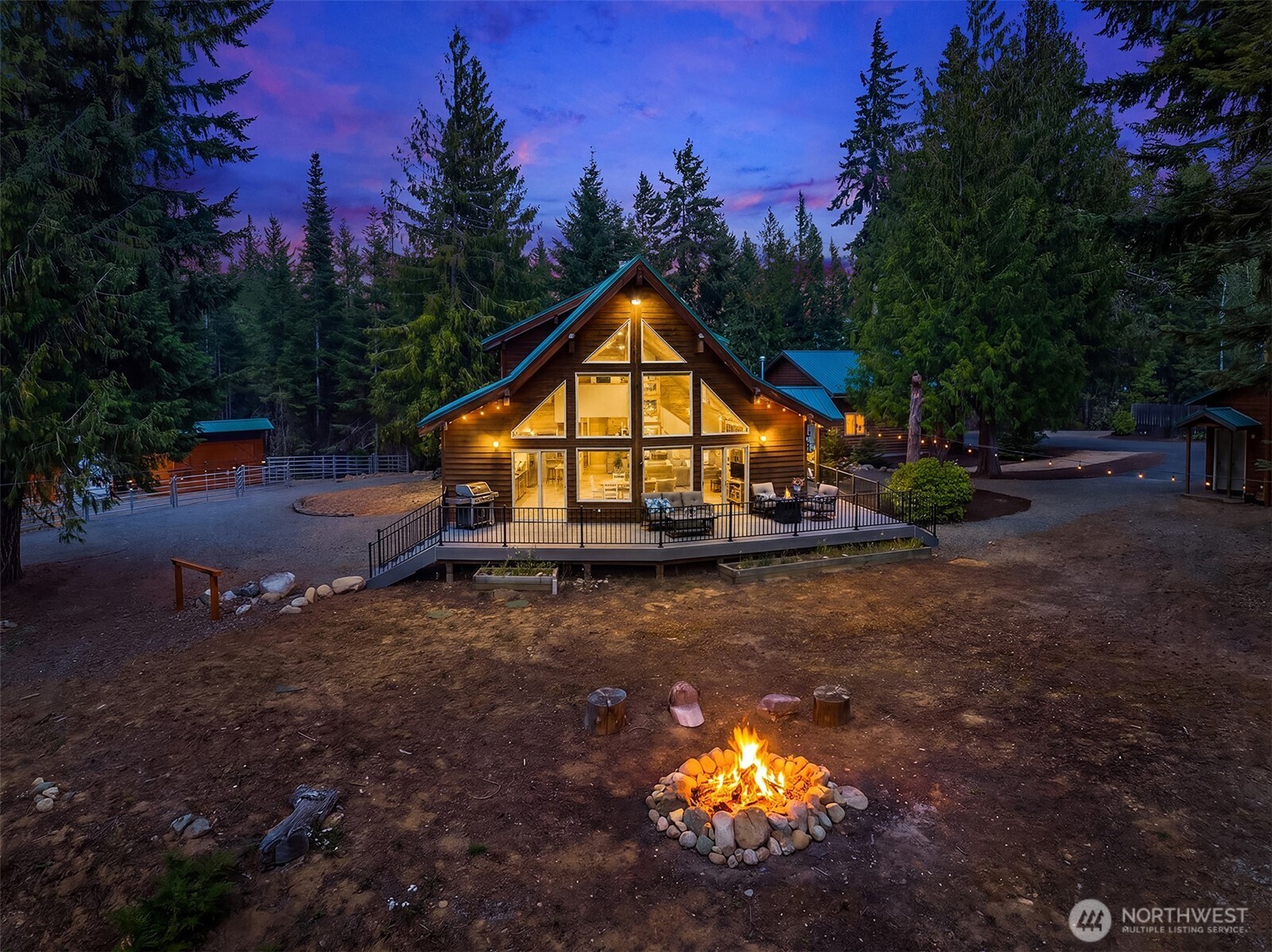 2461 Big Horn Way Property Photo 4