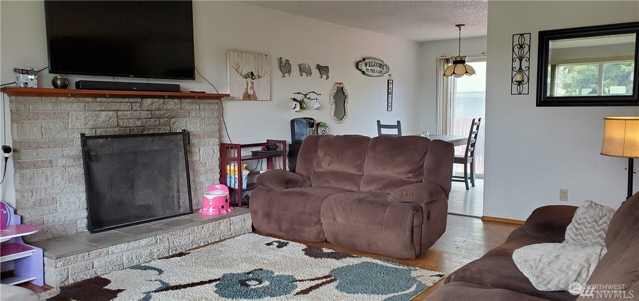 520 28th Street Property Photo 3