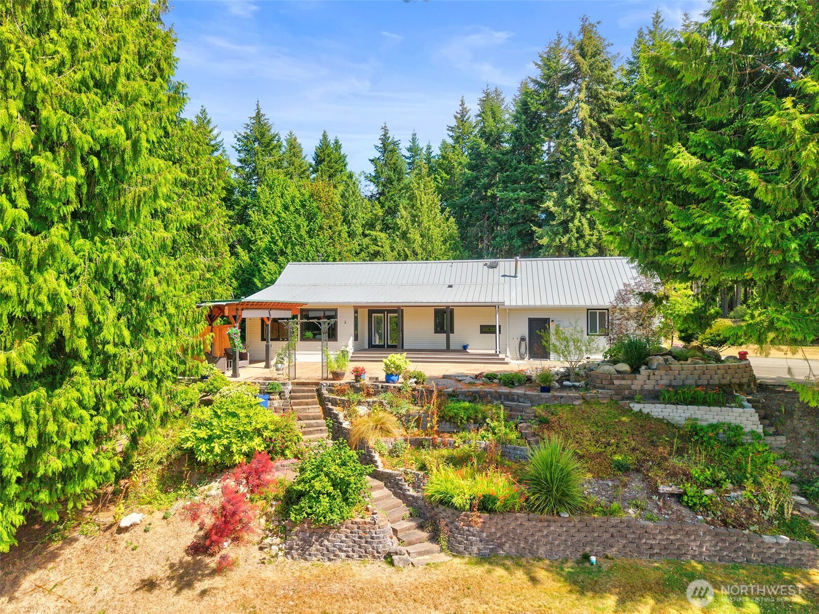 35285 Bodine Road Property Photo 3