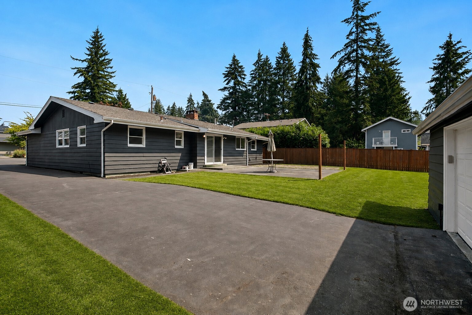 15441 Se 144th Place Property Photo 4