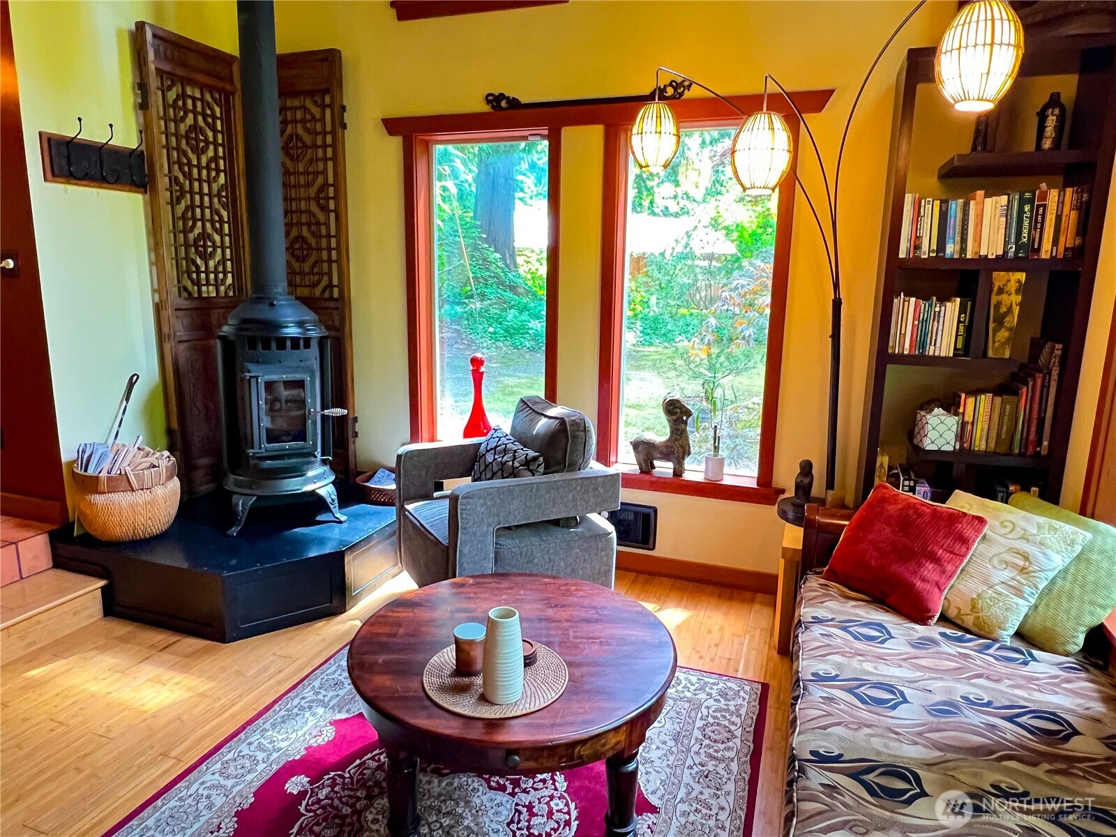 423 Lords Lake Loop Property Photo 4