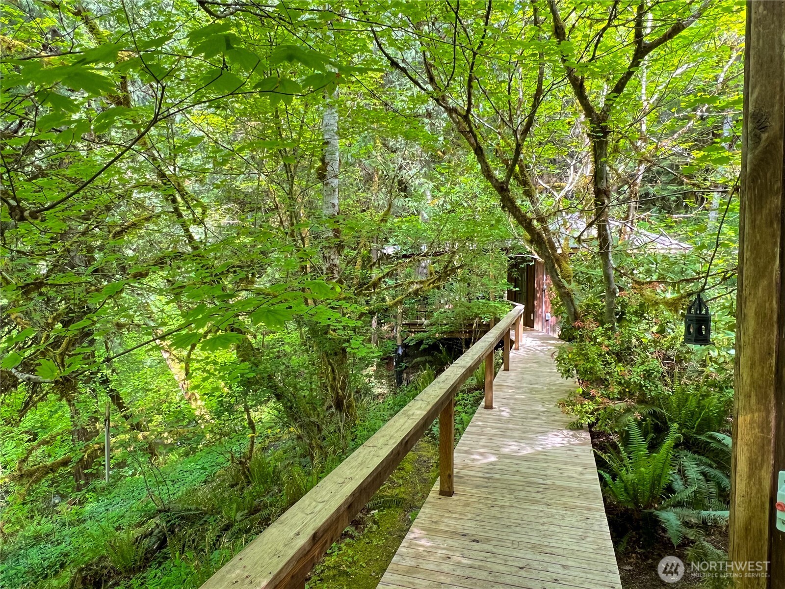 423 Lords Lake Loop Property Photo 14
