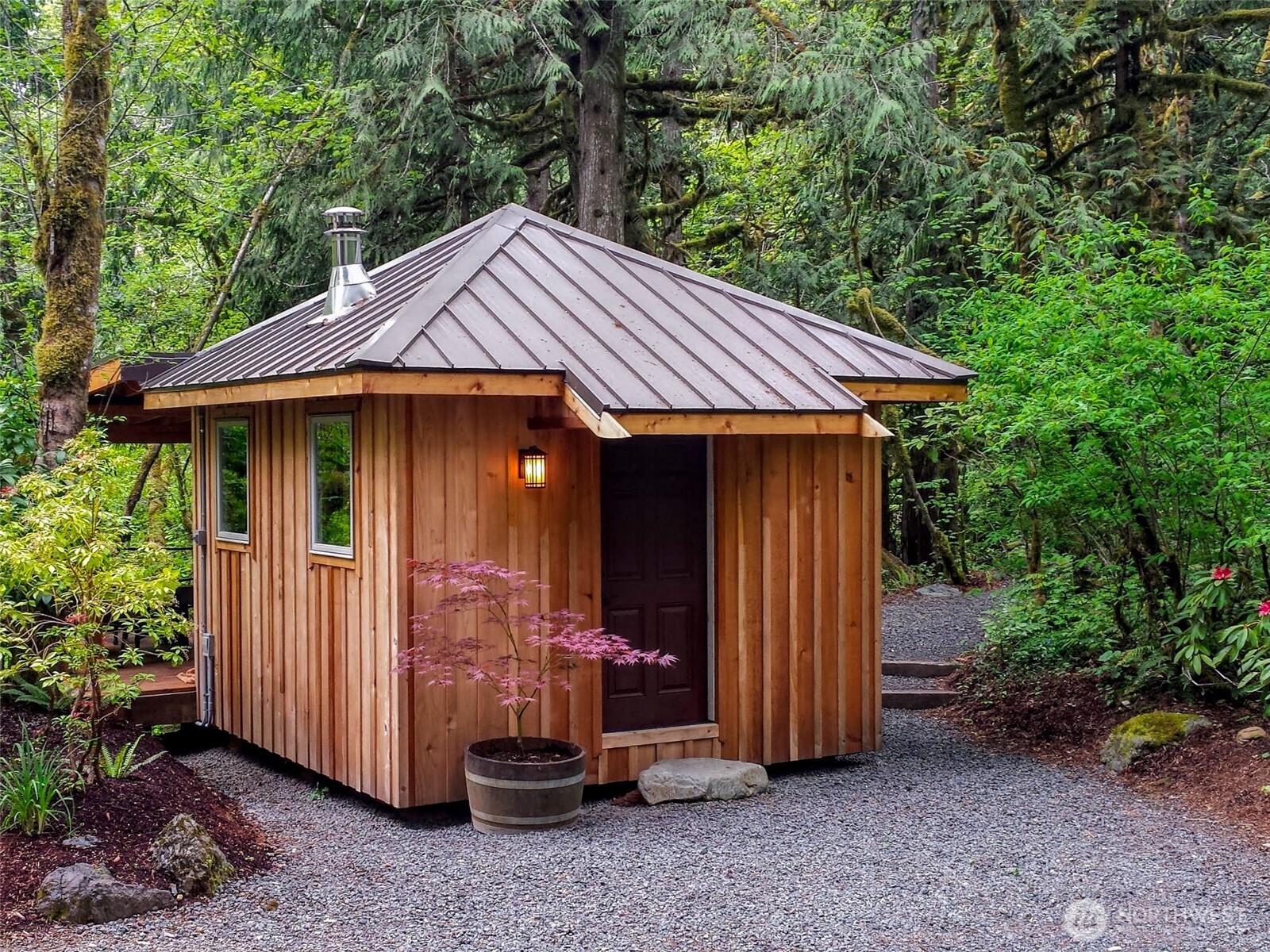 423 Lords Lake Loop Property Photo 15