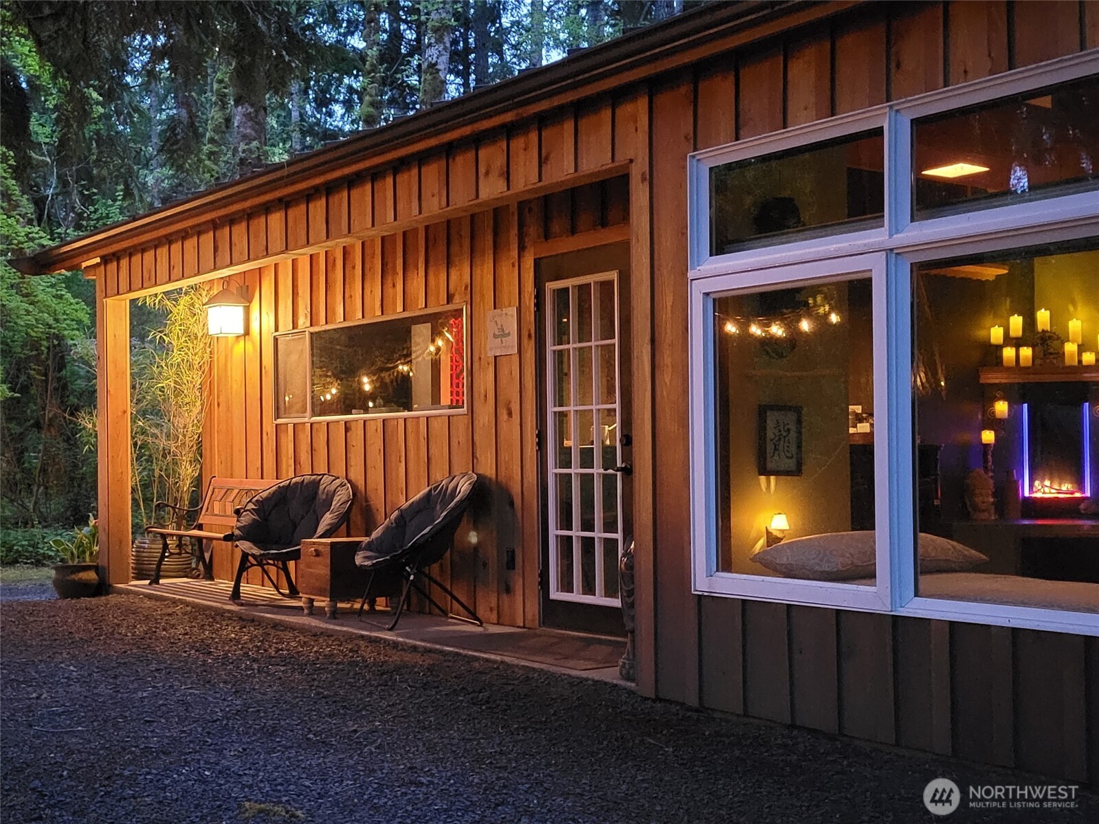 423 Lords Lake Loop Property Photo 32
