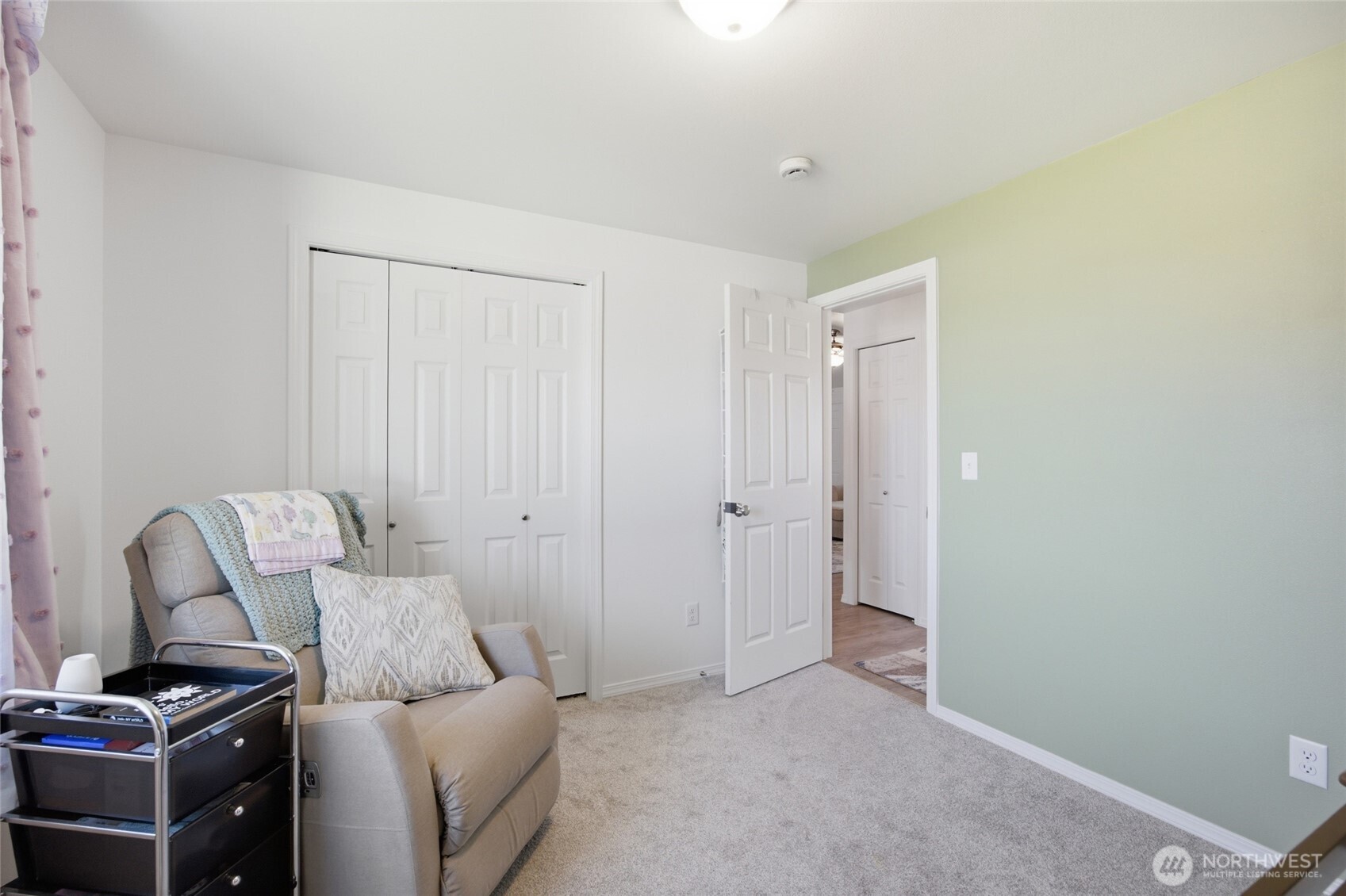 1305 W Polo Ridge Drive Property Photo 12