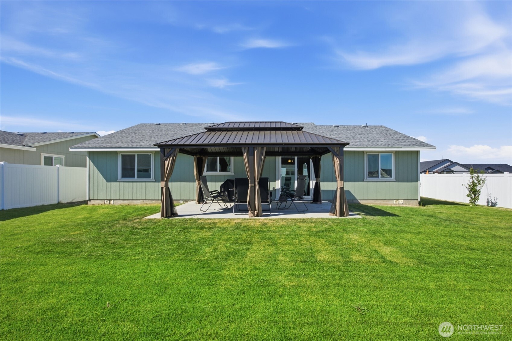 1305 W Polo Ridge Drive Property Photo 18