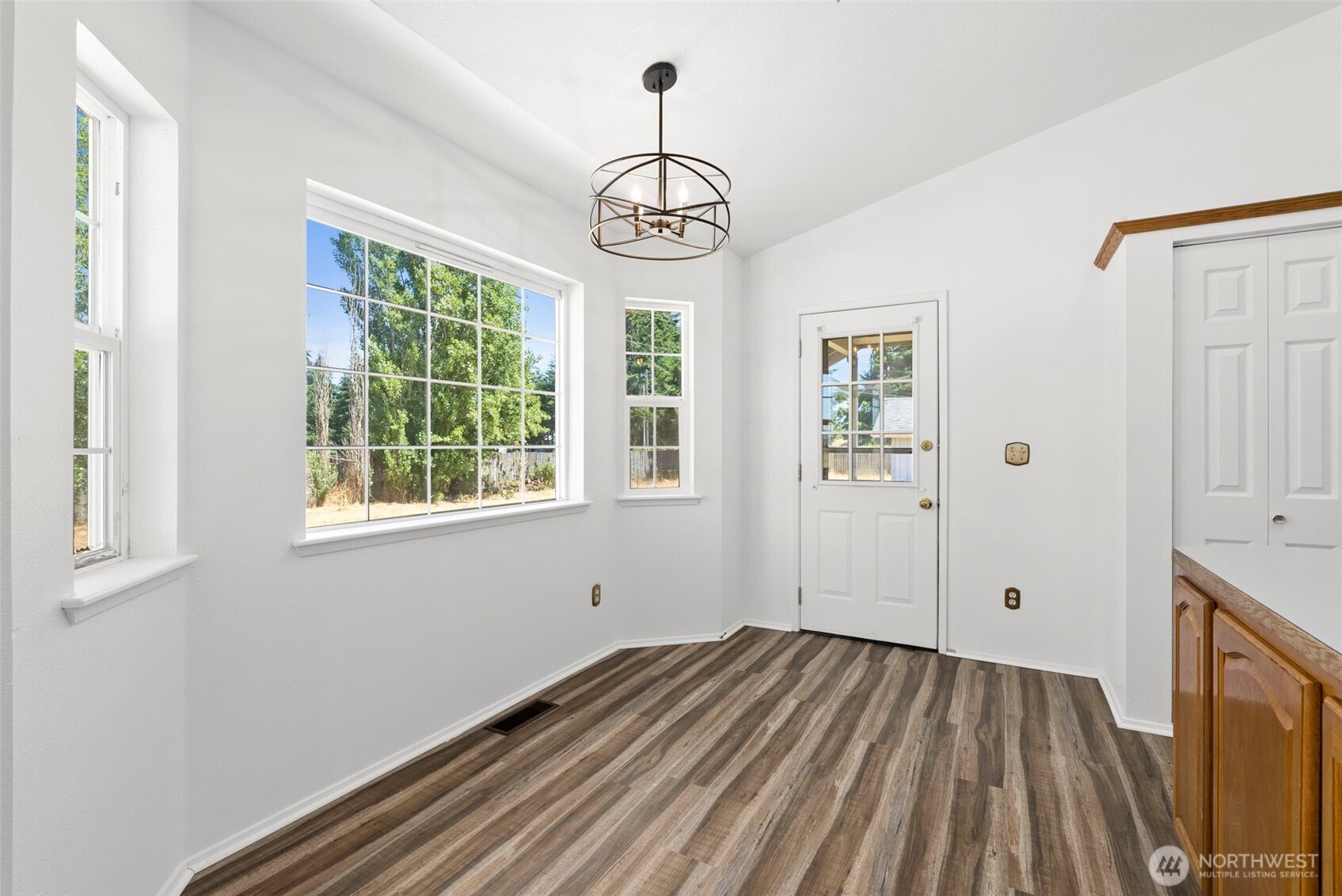 18303 Ivan Street Property Photo 12