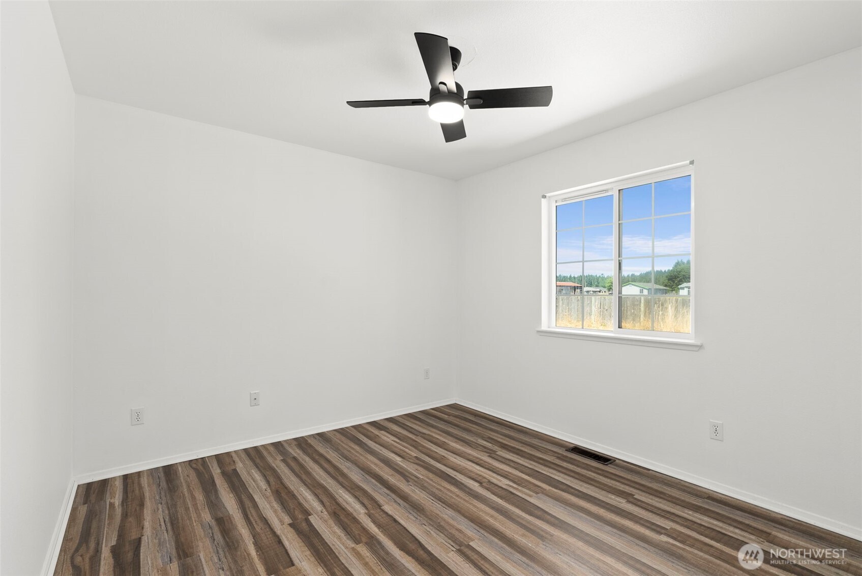18303 Ivan Street Property Photo 17