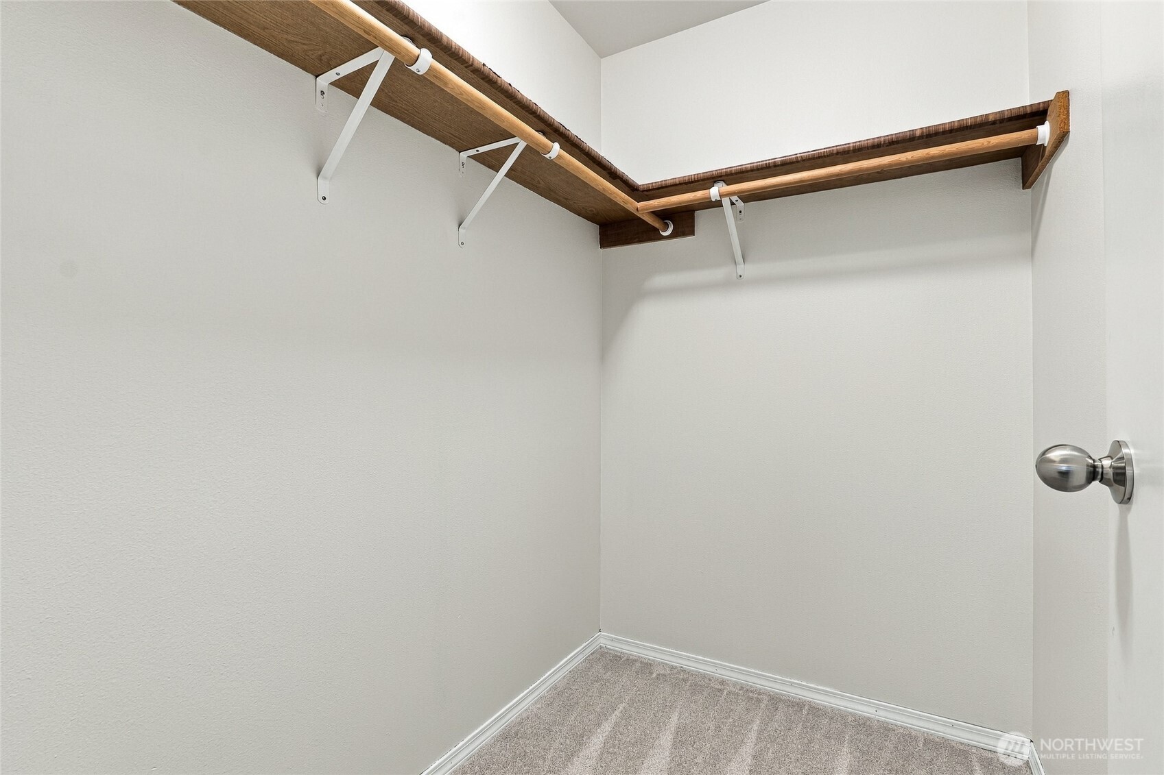 4704 Ne 60th Drive Property Photo 10