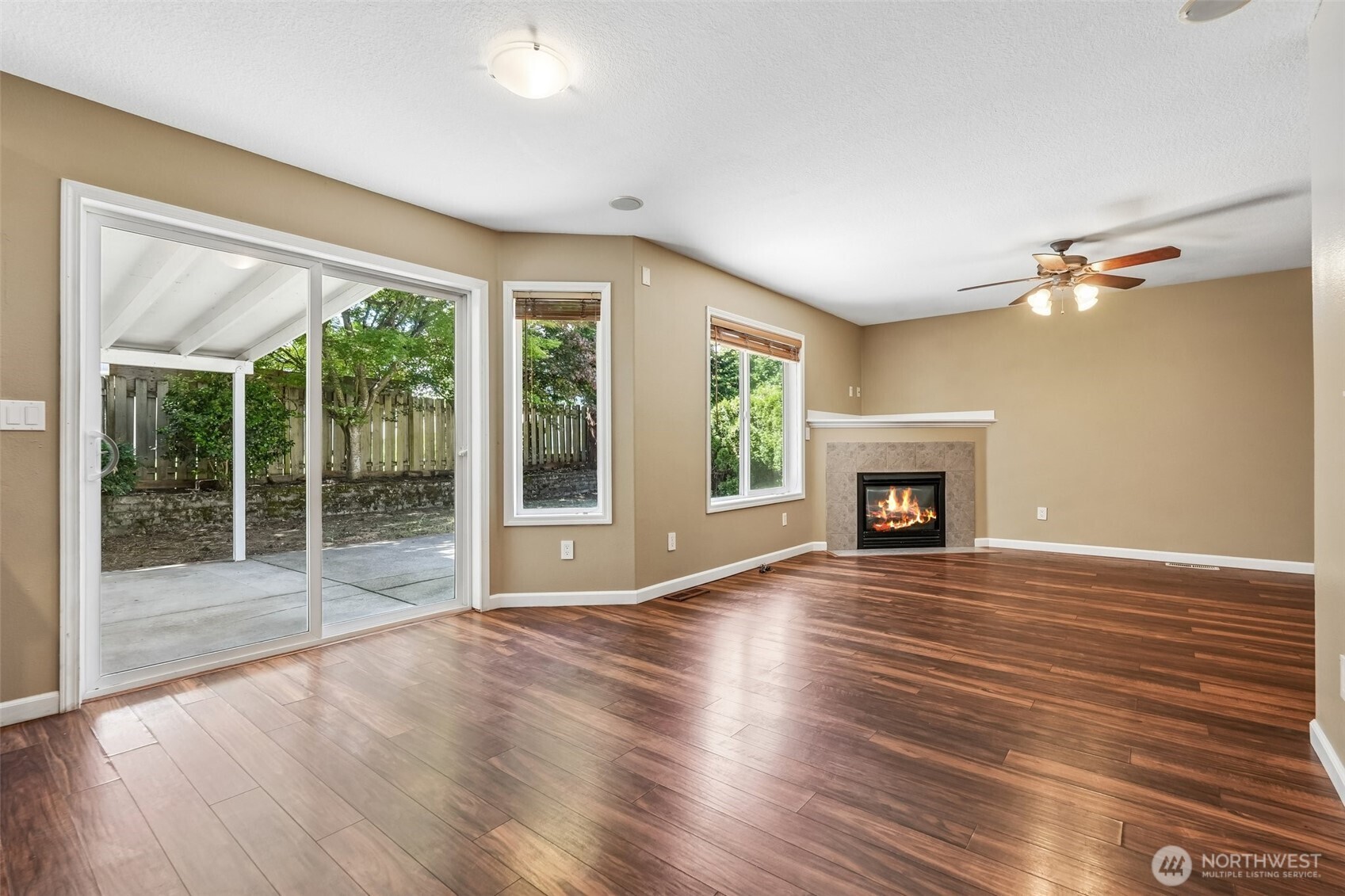 1612 Se 187th Place Property Photo 12