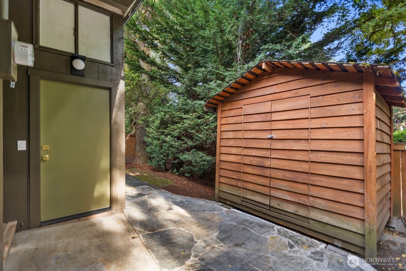 4215 Island Crest Way Property Photo 40