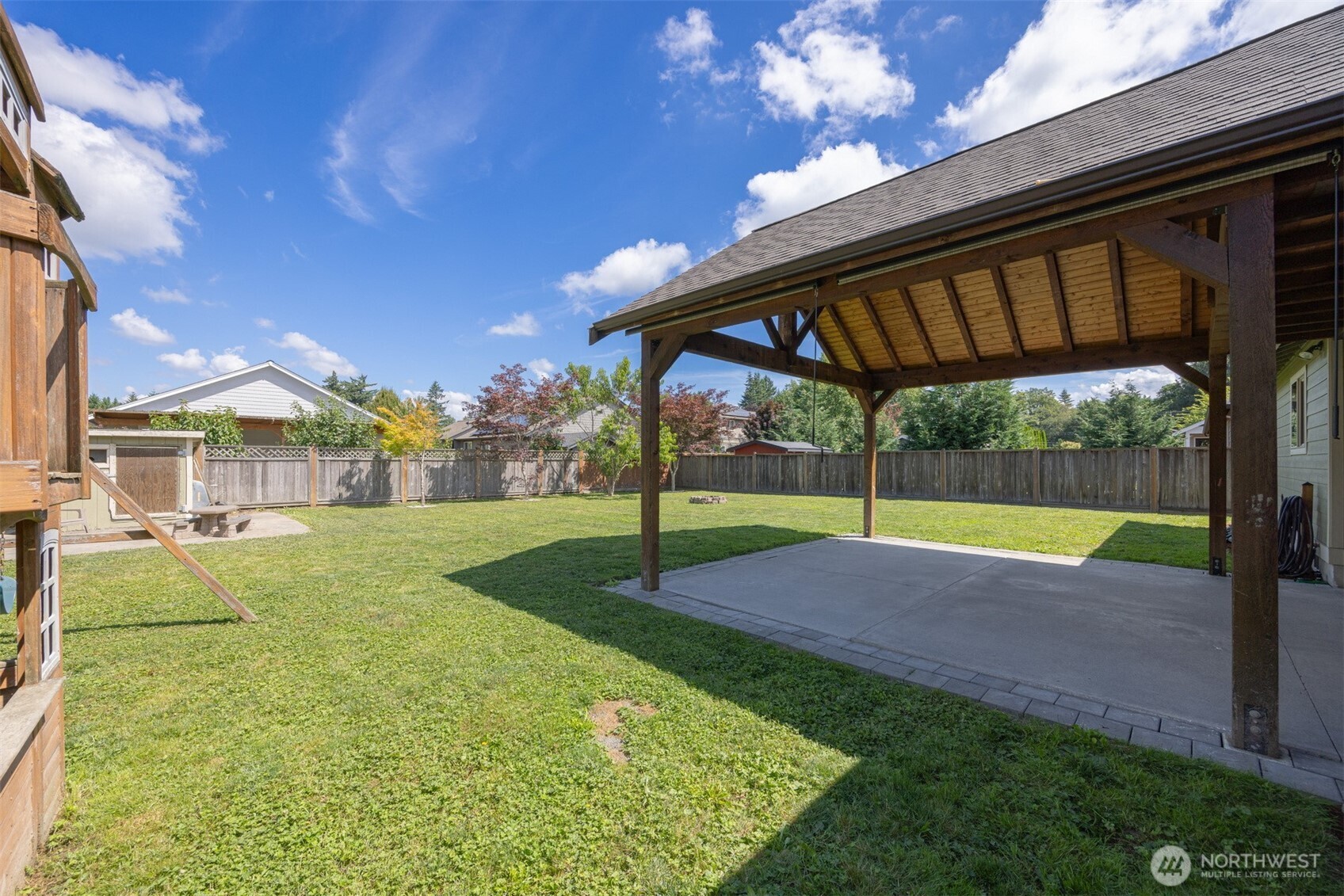 406 Amareen Court Property Photo 33