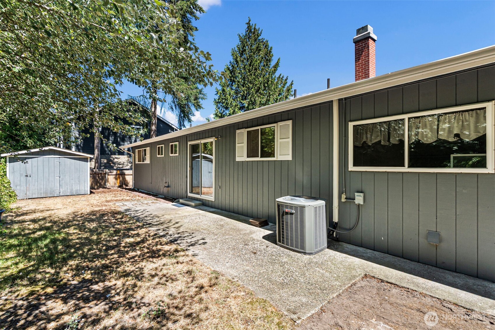 4708 Alameda Avenue Property Photo 28