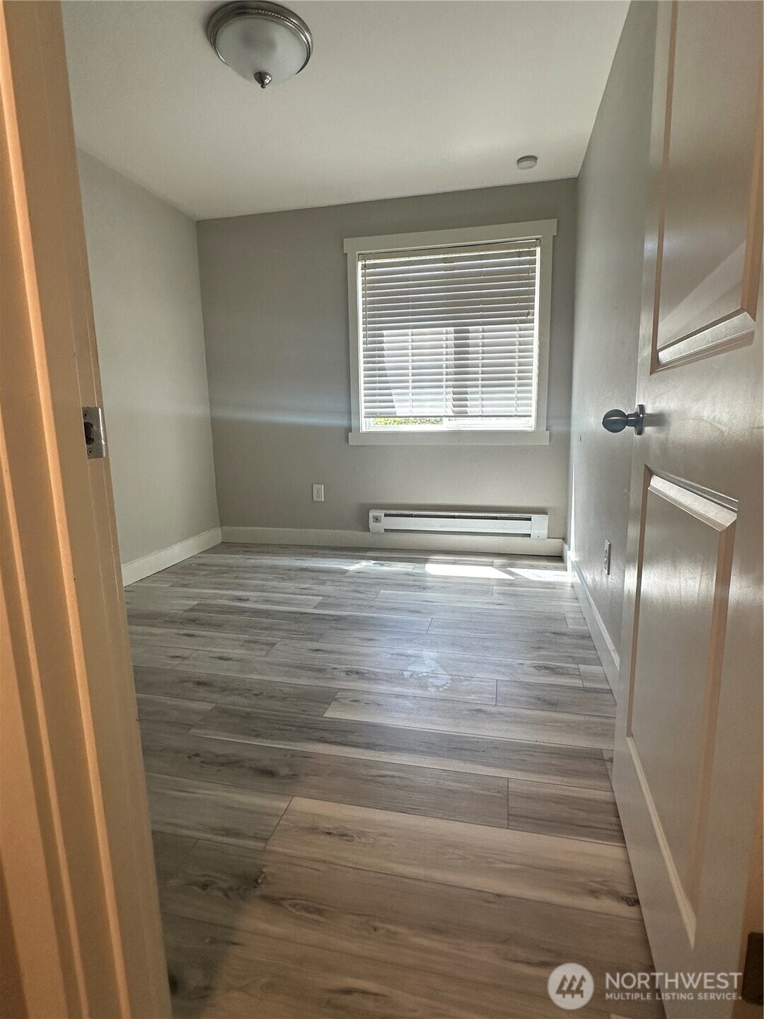 2562674 Property Photo 4