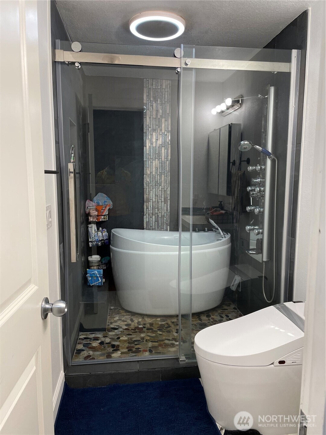 2562674 Property Photo 18