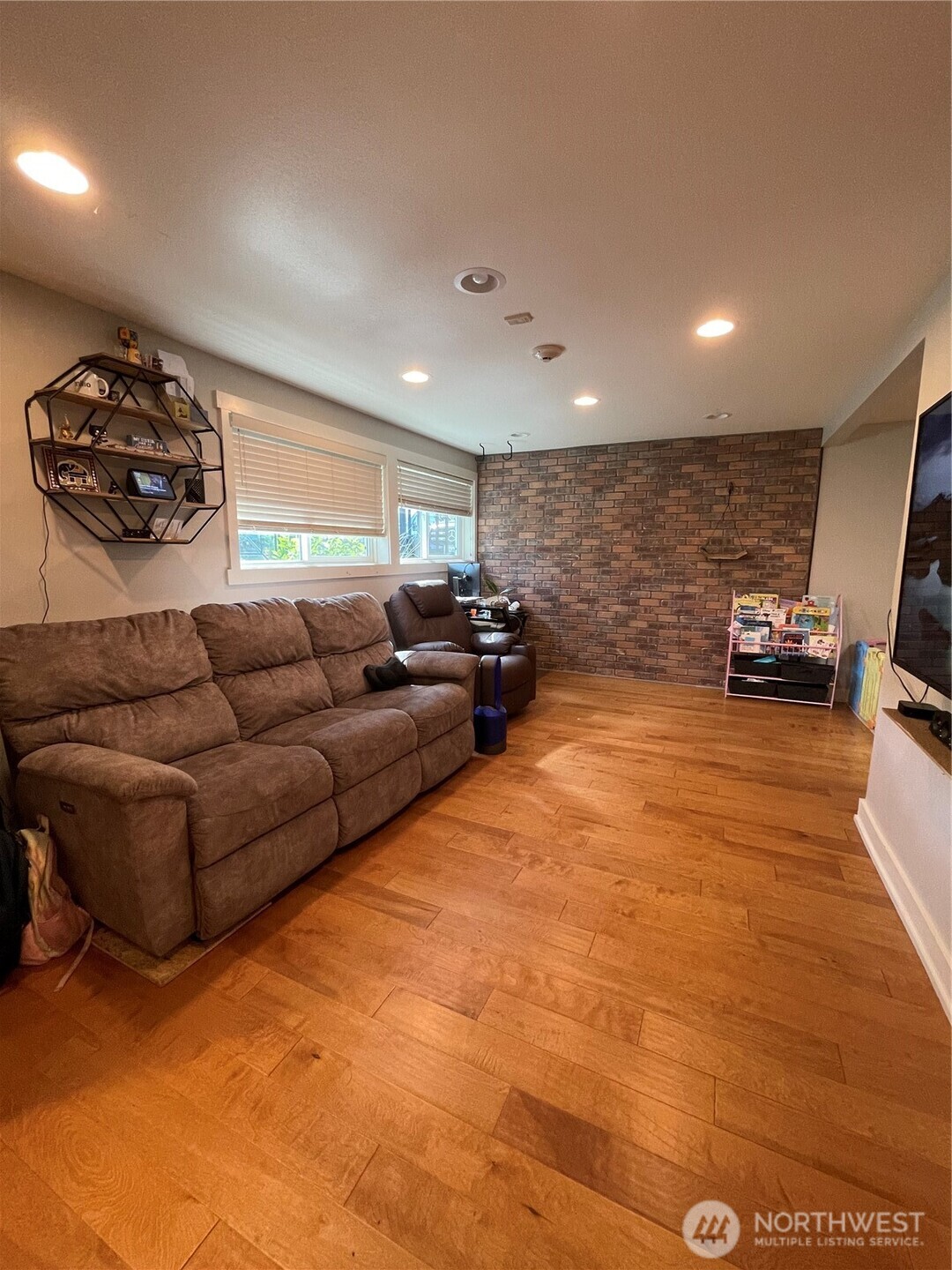 2562674 Property Photo 25