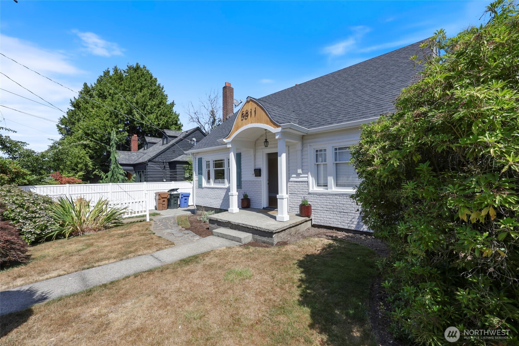 5811 S Sheridan Avenue Property Photo 3
