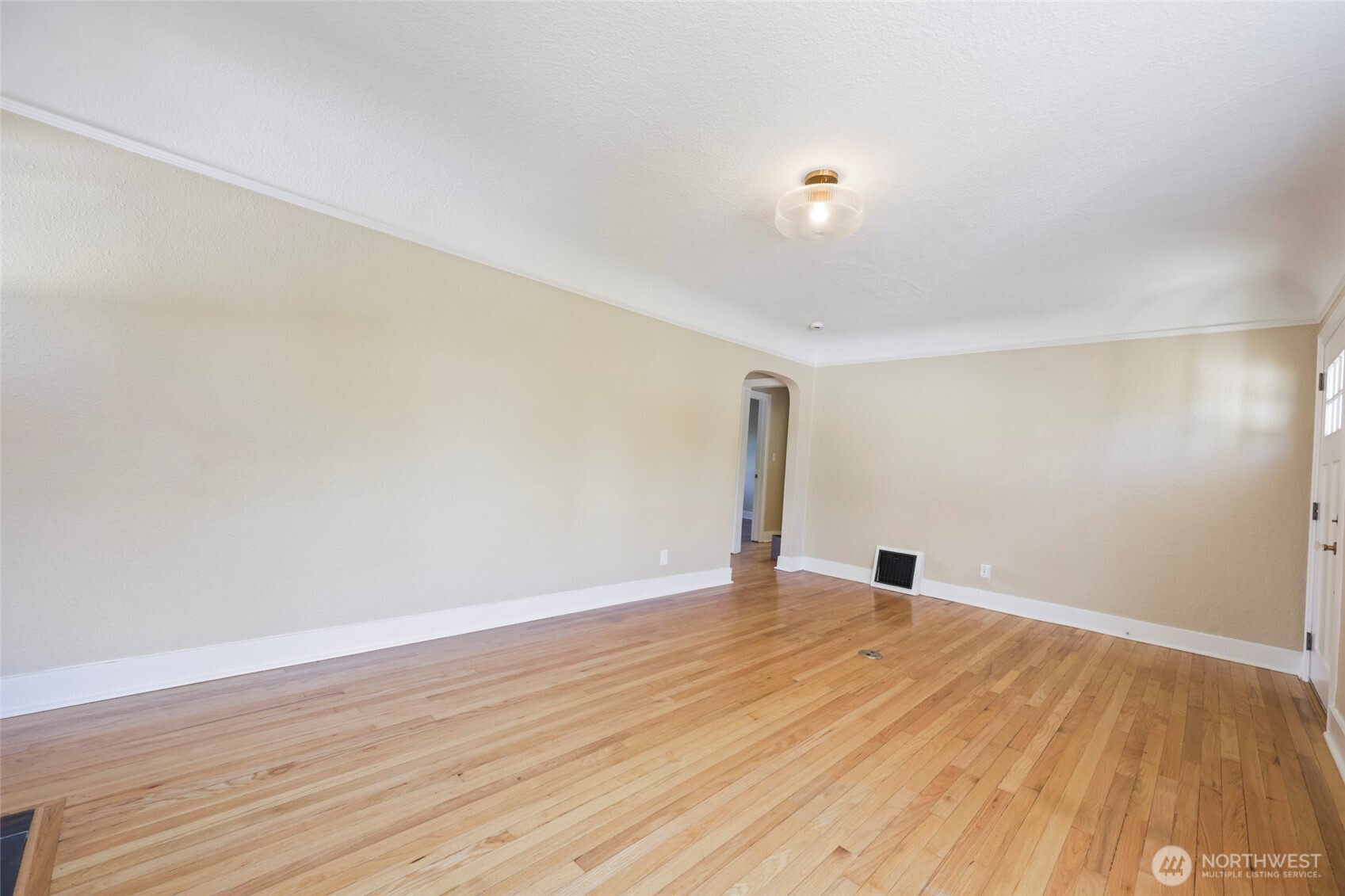 5811 S Sheridan Avenue Property Photo 11