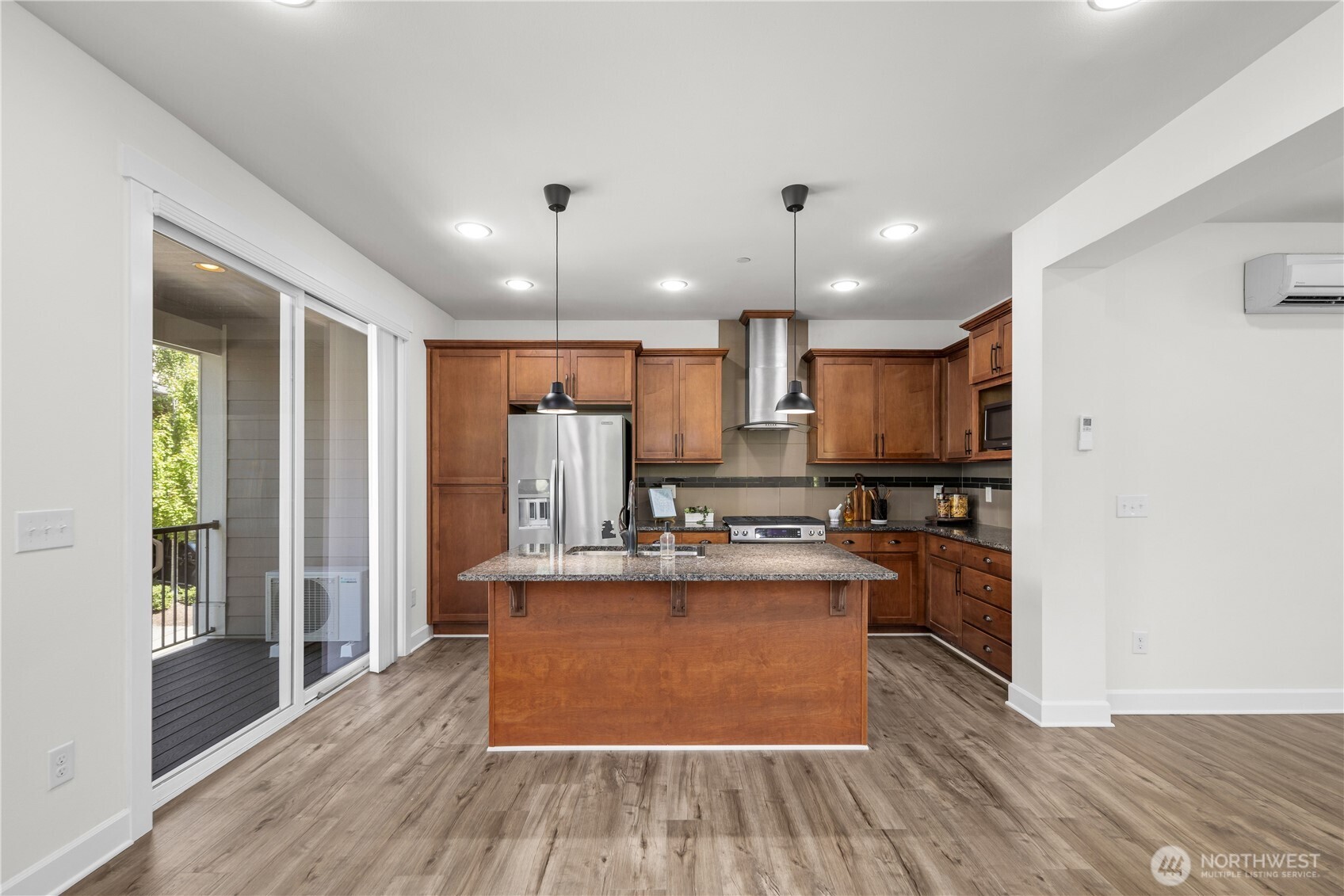 1382 Chelssea Walk Property Photo 13