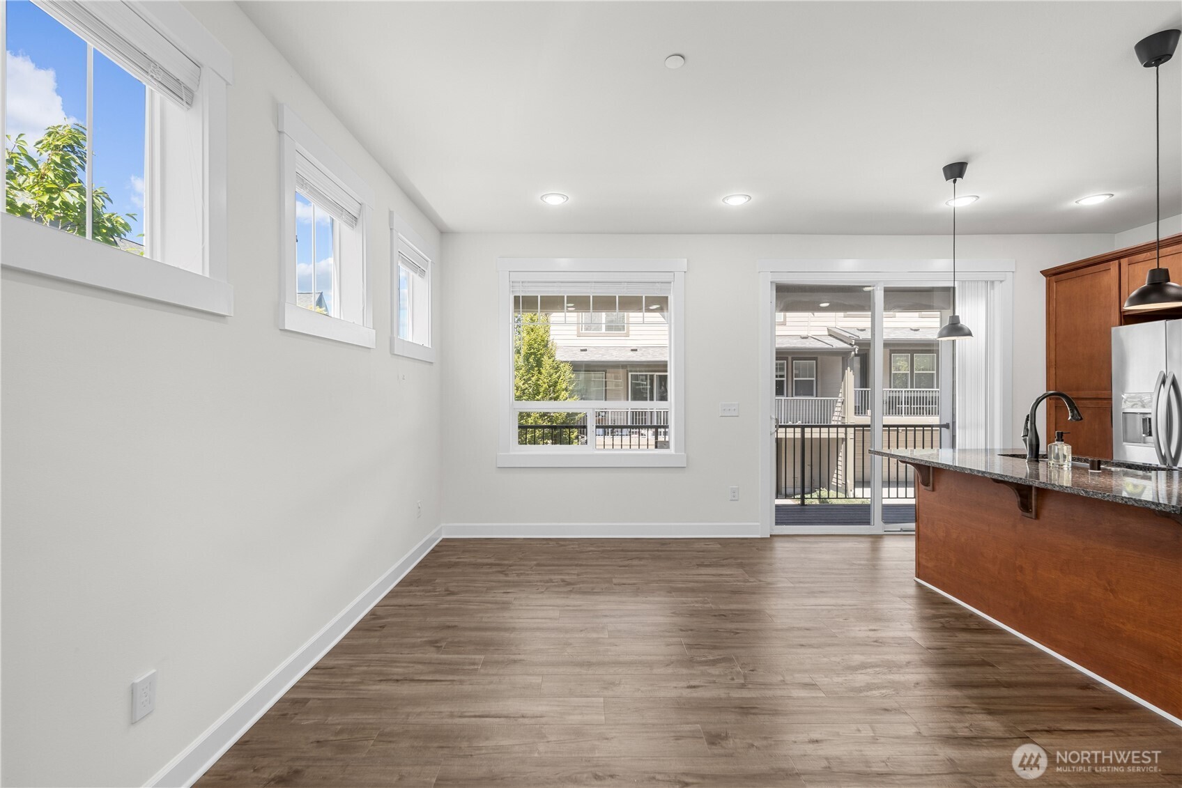 1382 Chelssea Walk Property Photo 14