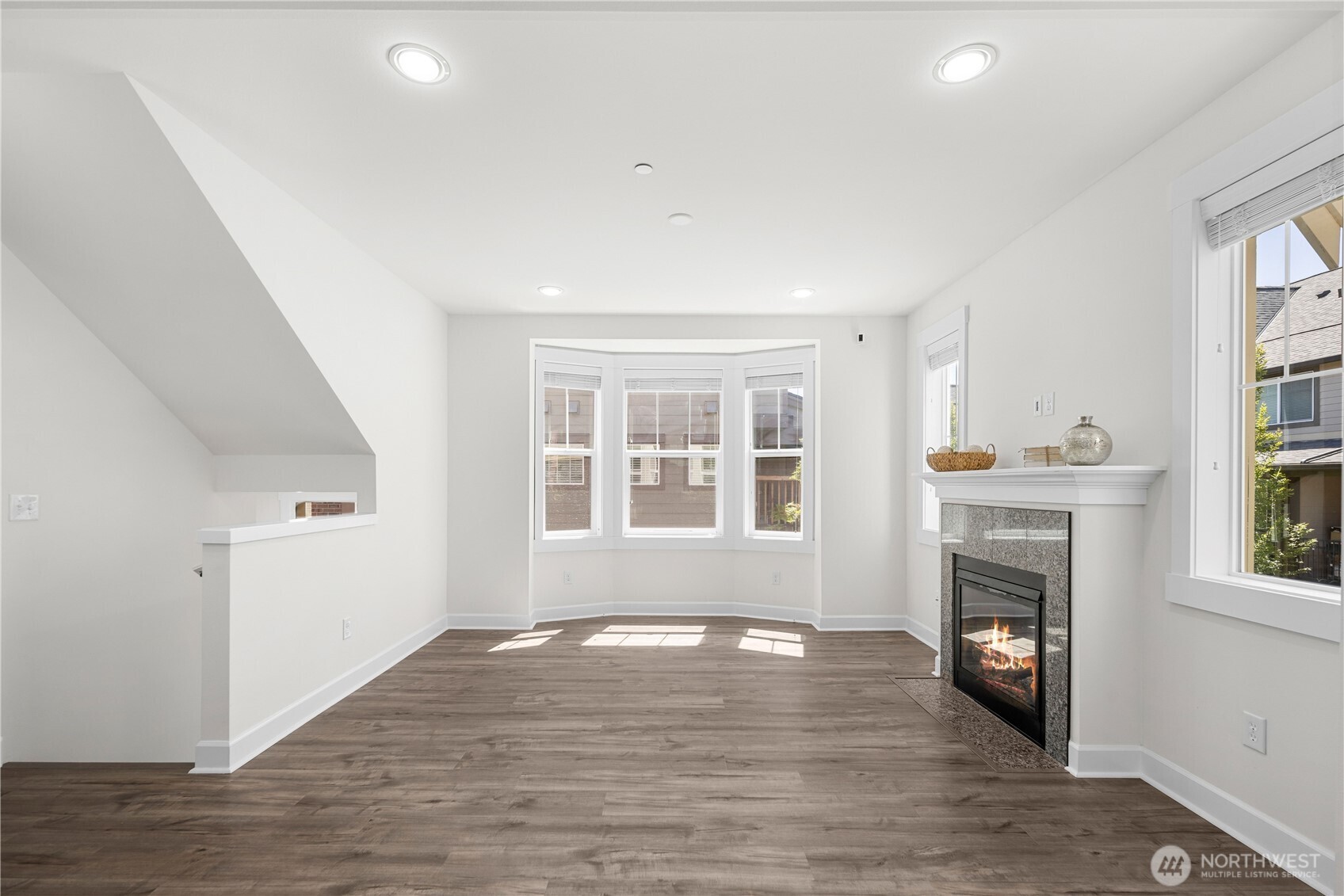 1382 Chelssea Walk Property Photo 17