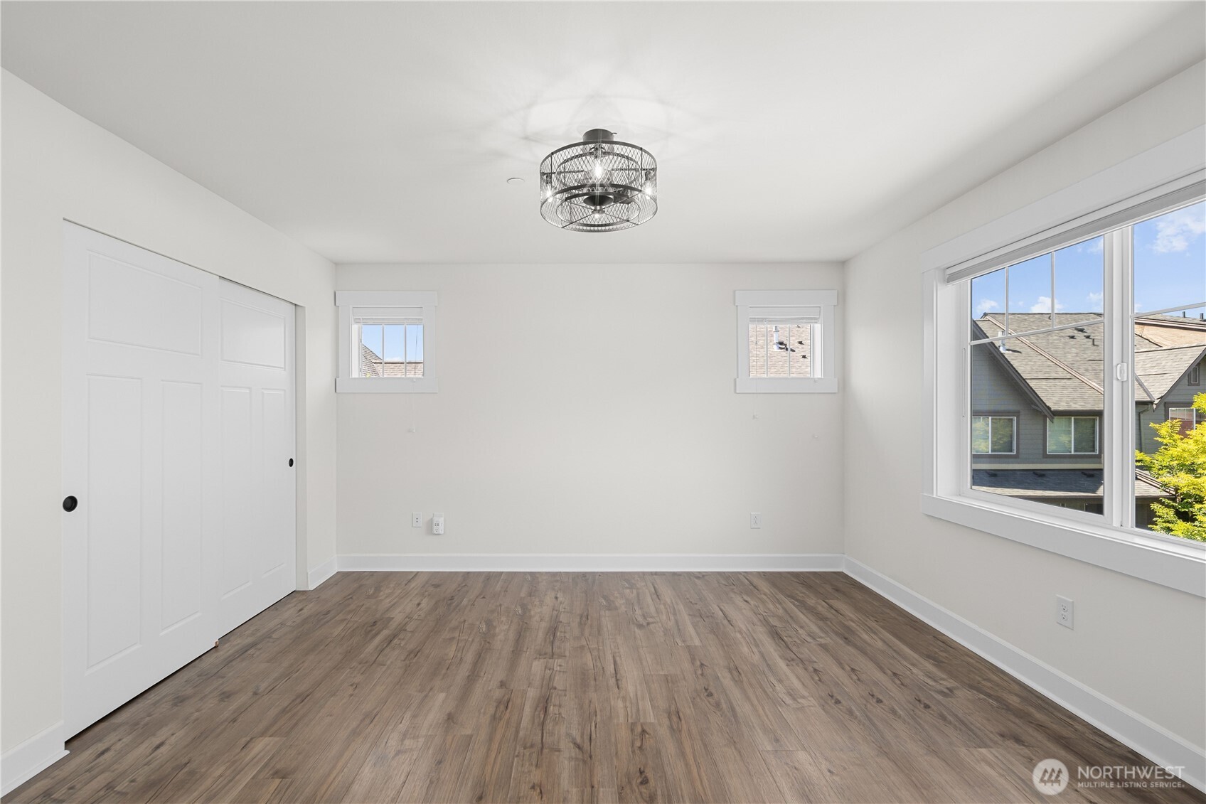 1382 Chelssea Walk Property Photo 27