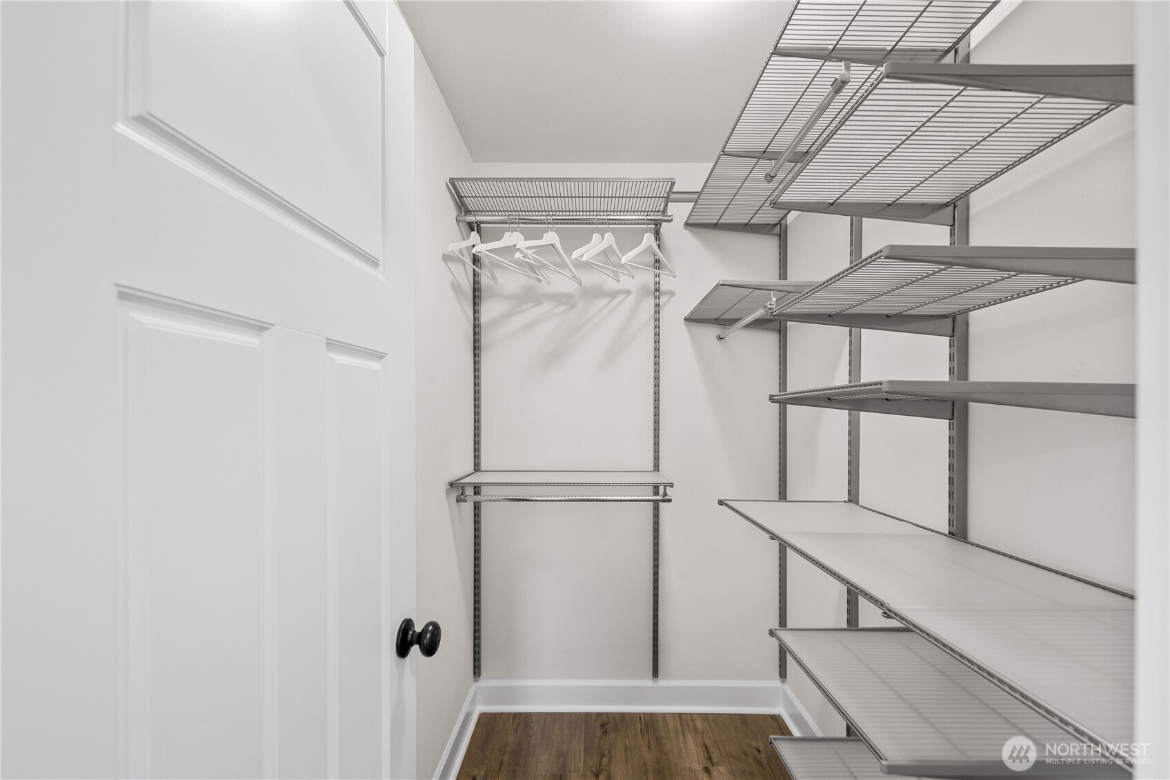 1382 Chelssea Walk Property Photo 31