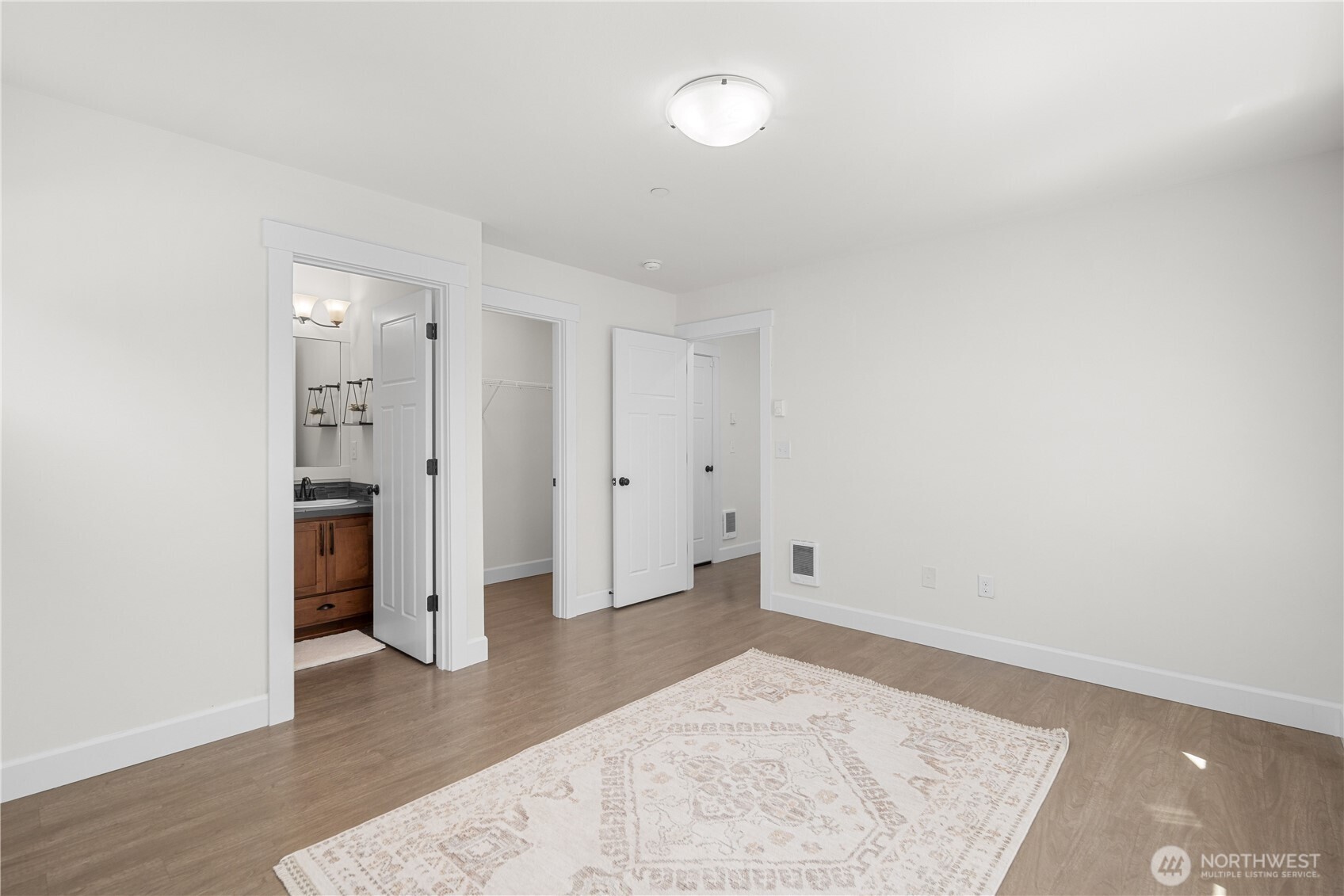 1382 Chelssea Walk Property Photo 35