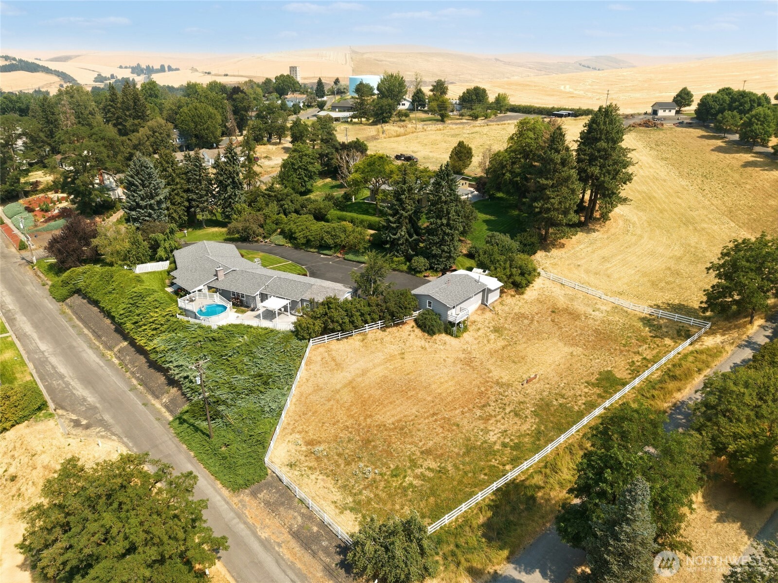 505 S 6th Street Property Photo 4