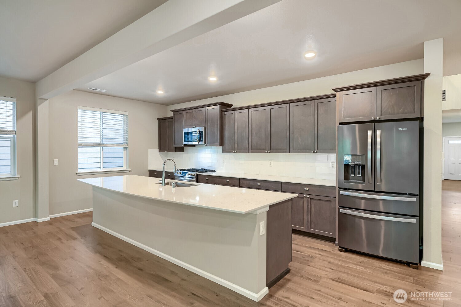 23511 Tahoma Place Property Photo 8