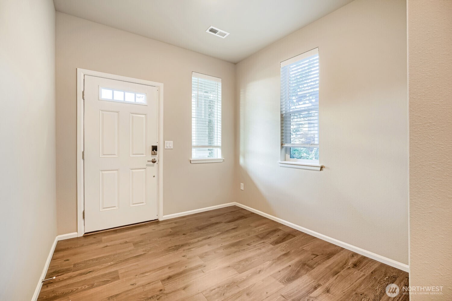 23511 Tahoma Place Property Photo 16