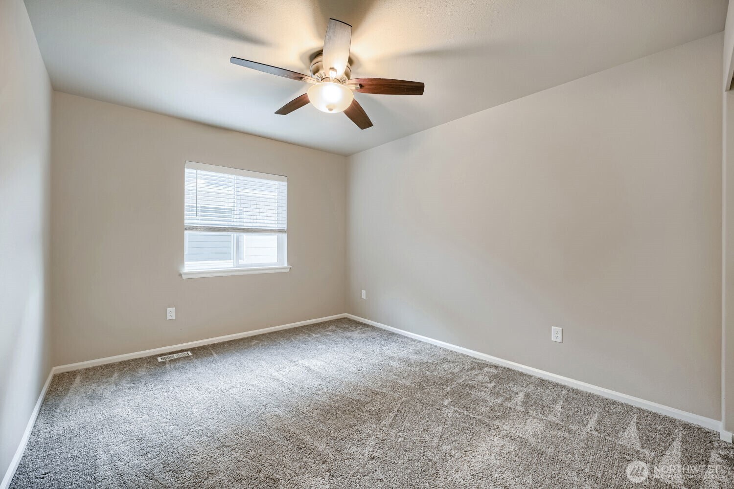 23511 Tahoma Place Property Photo 20
